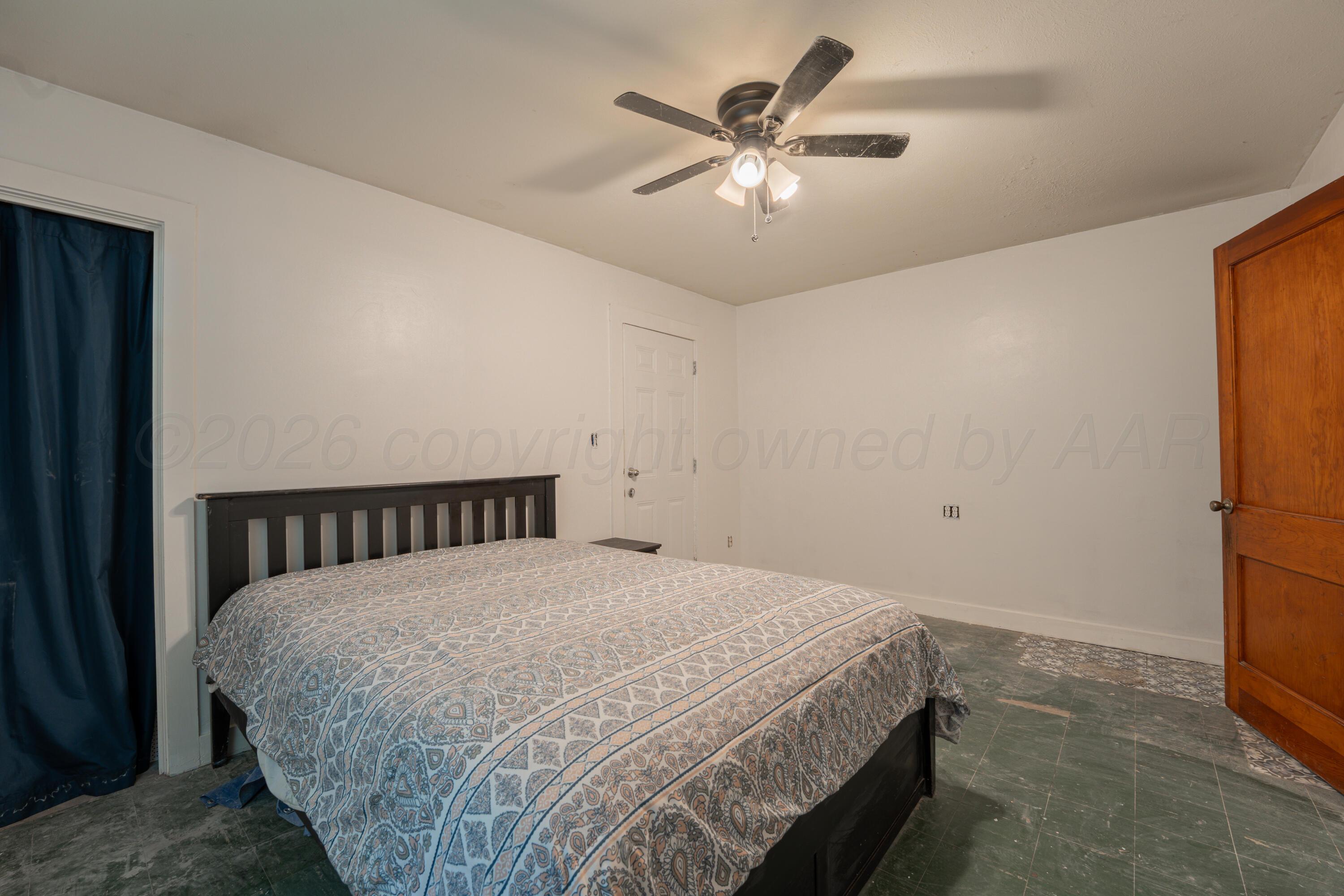 702 Sunset Terrace Property Photo 24