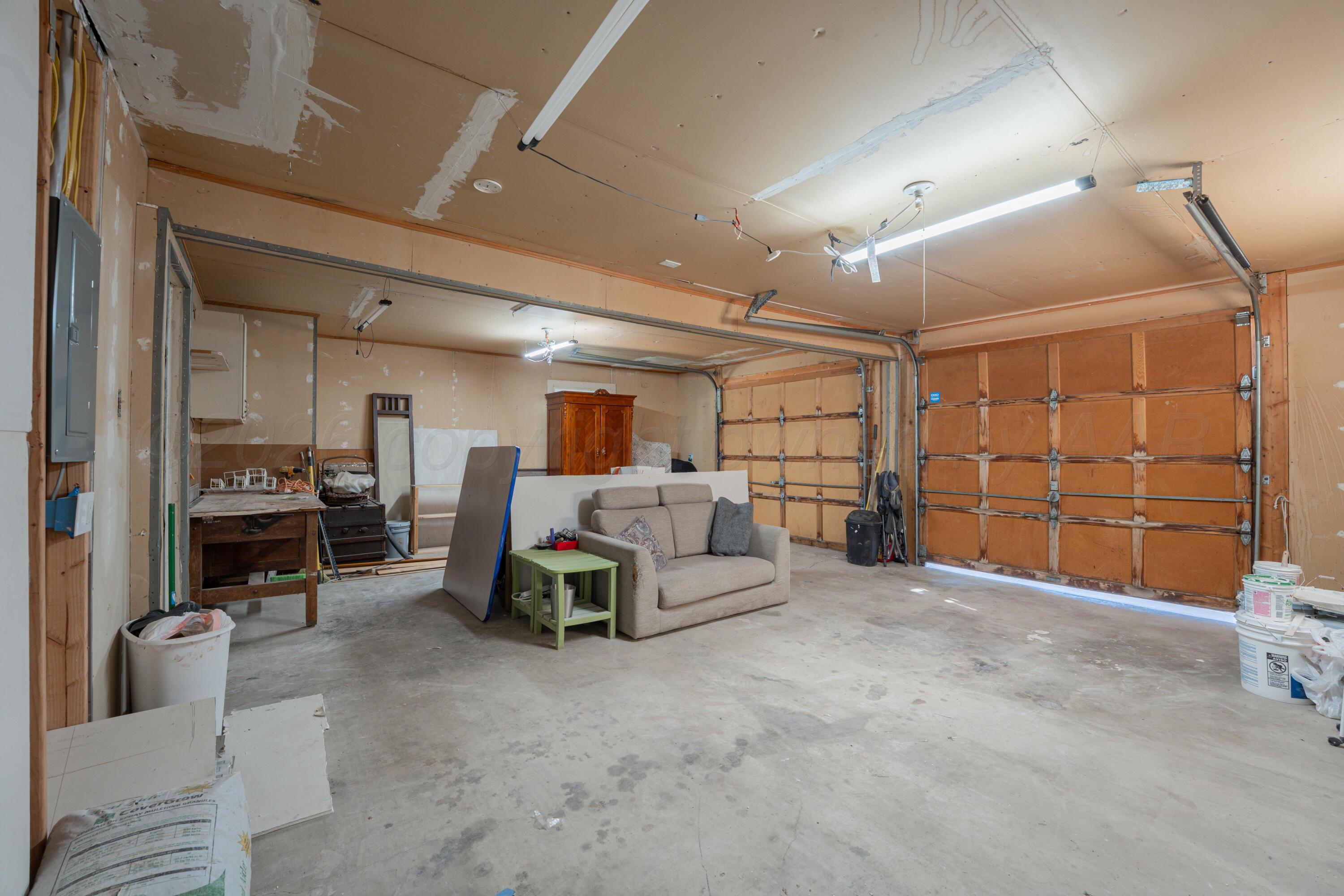 702 Sunset Terrace Property Photo 25