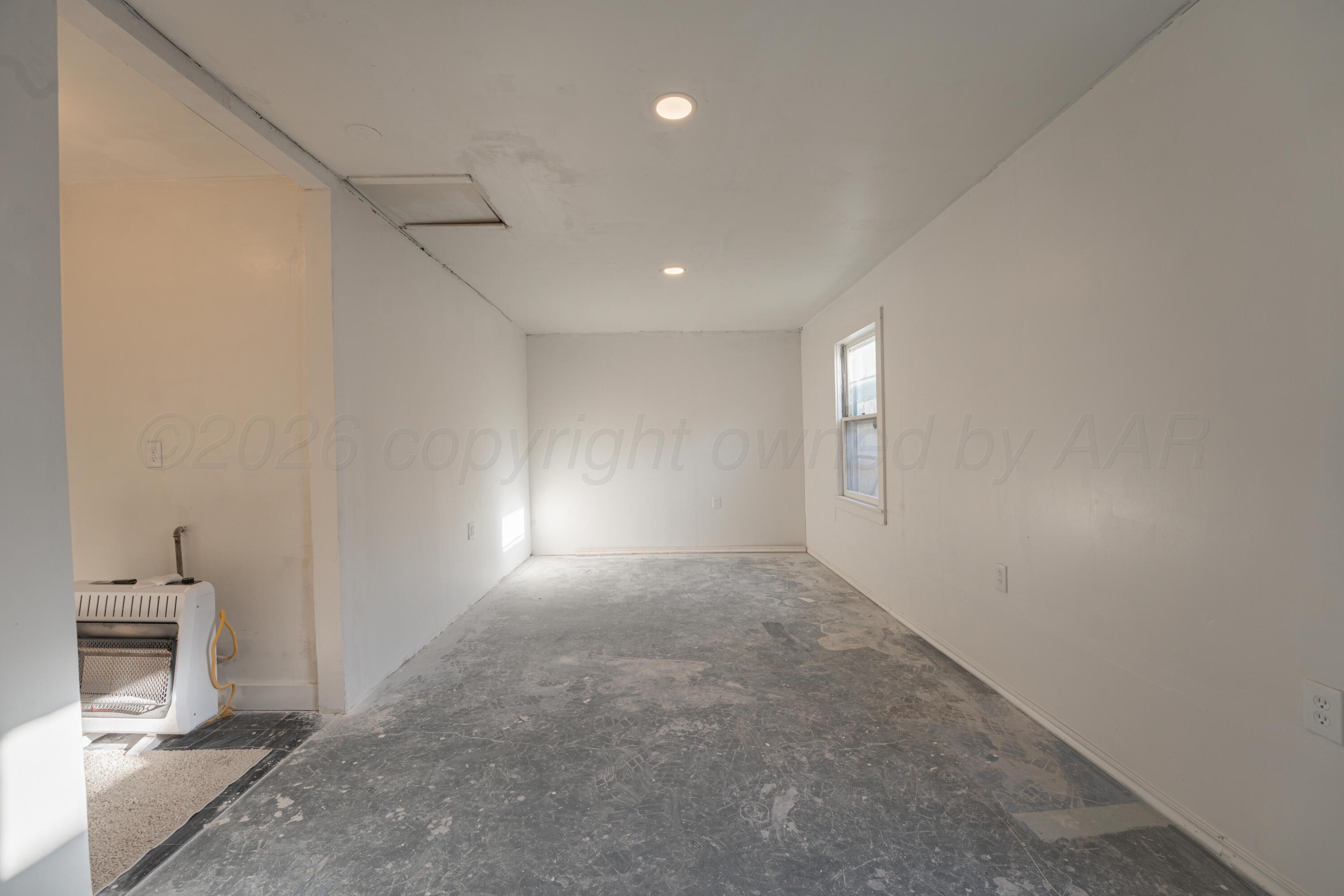 702 Sunset Terrace Property Photo 28