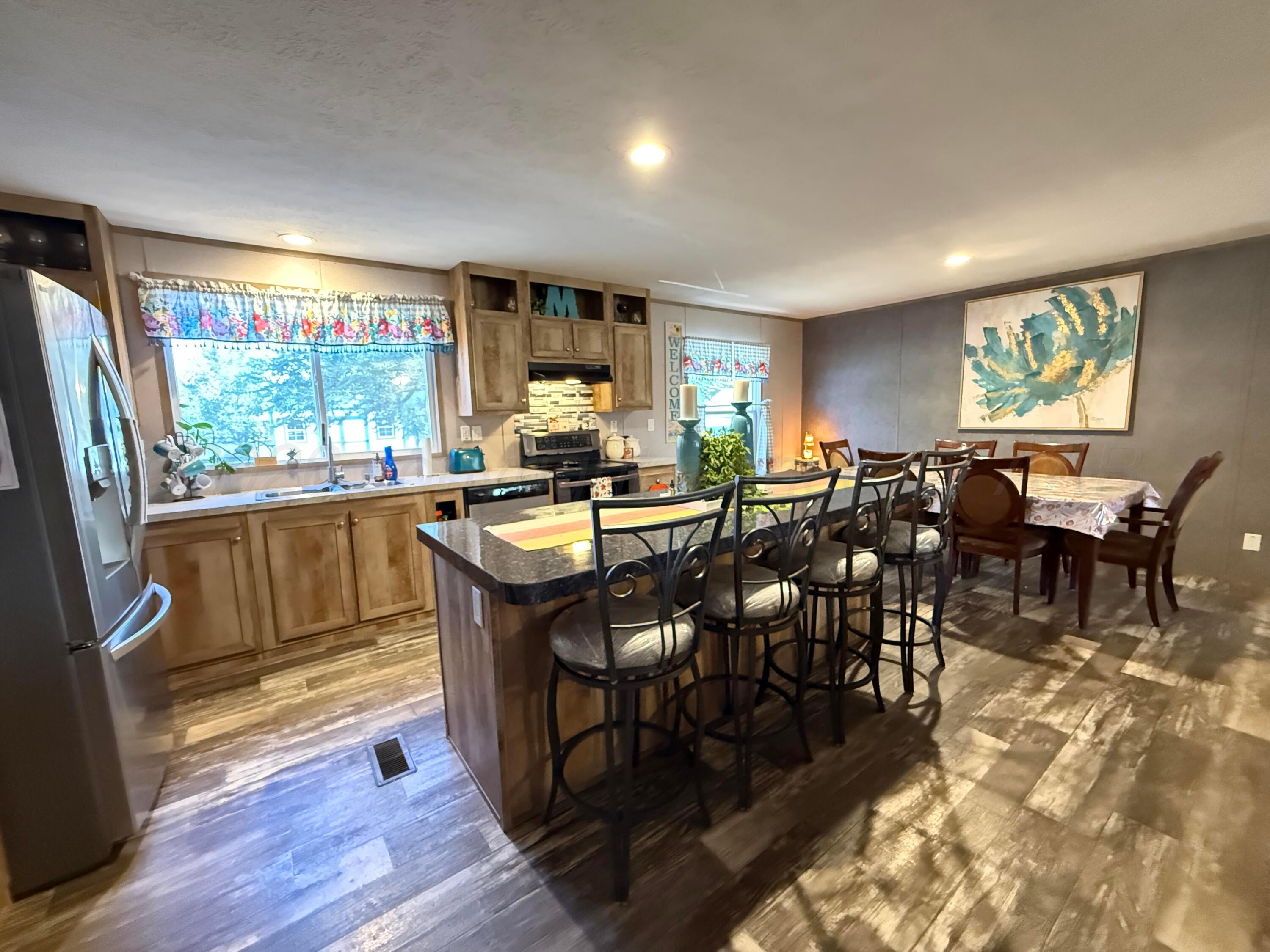 1102 Matlock Street Property Photo 8