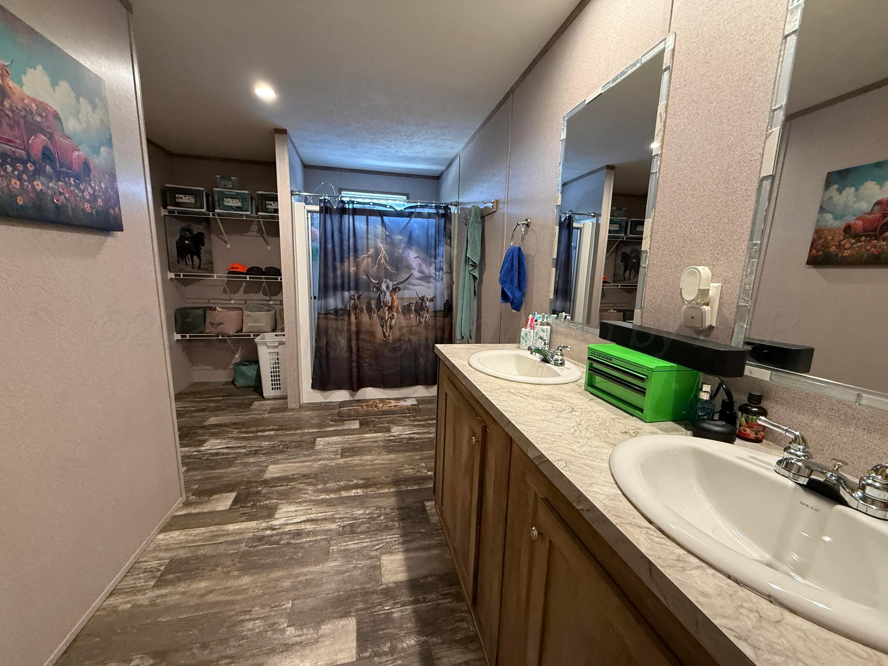 1102 Matlock Street Property Photo 11