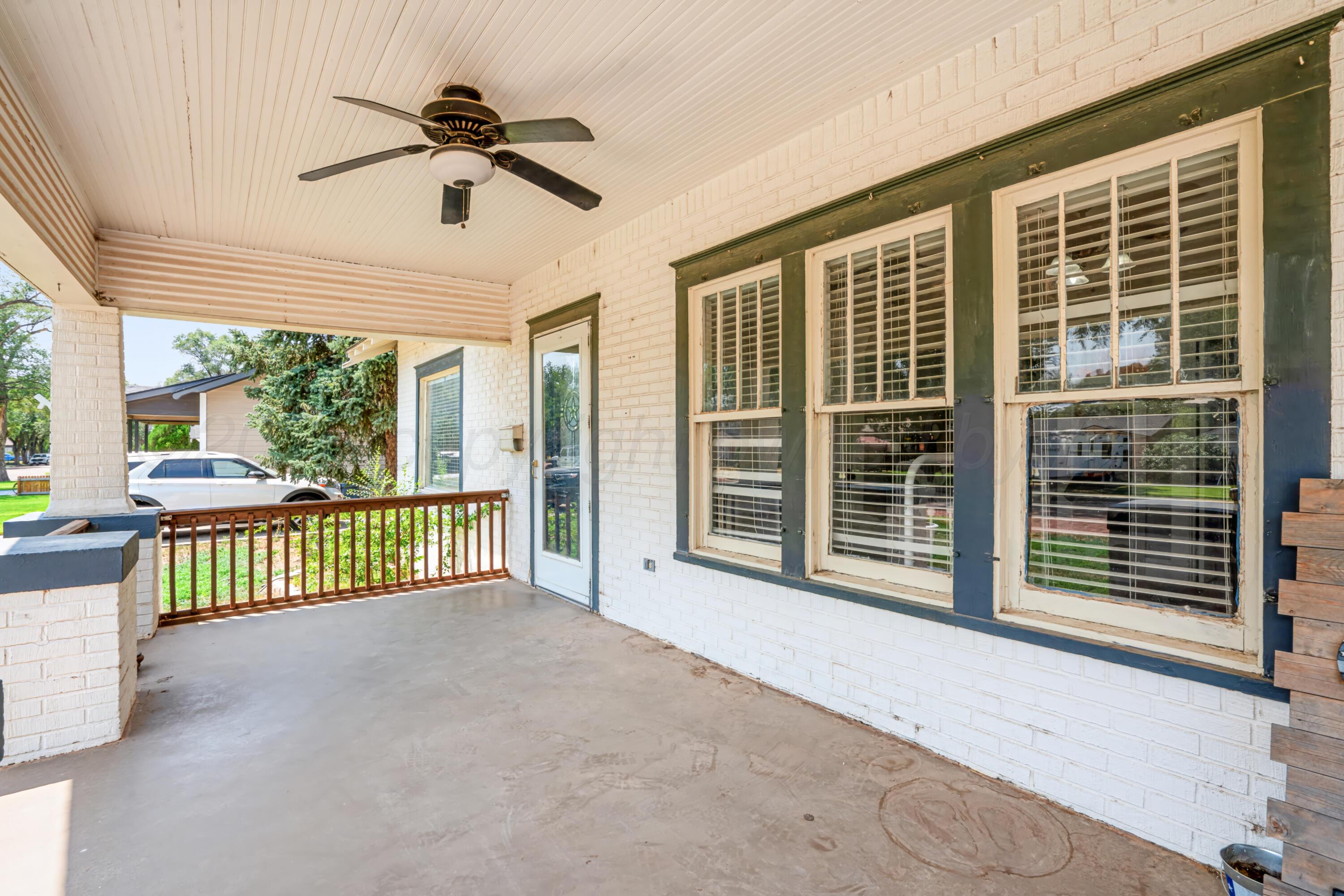 1010 Keeler Avenue Property Photo 2