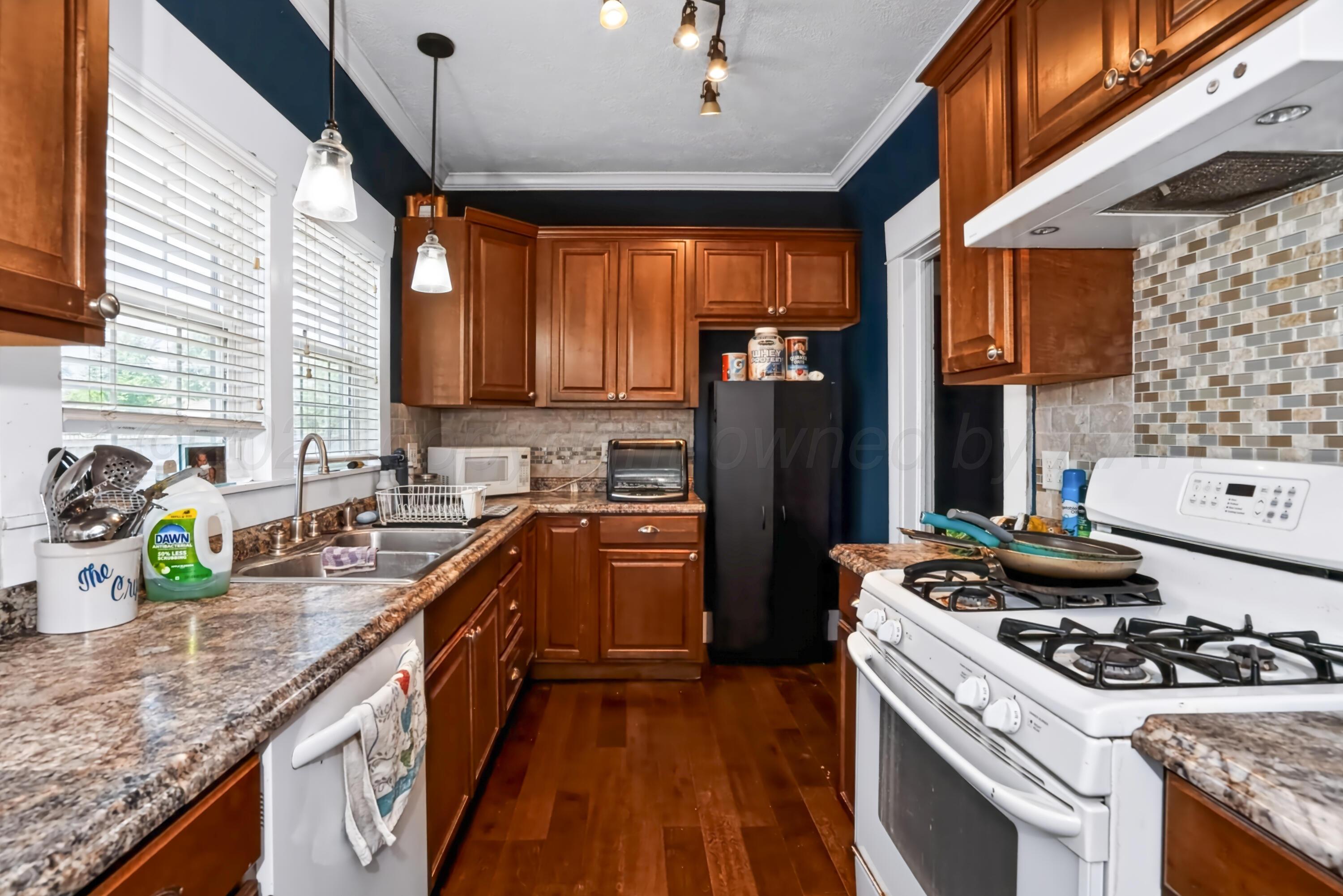 1010 Keeler Avenue Property Photo 7