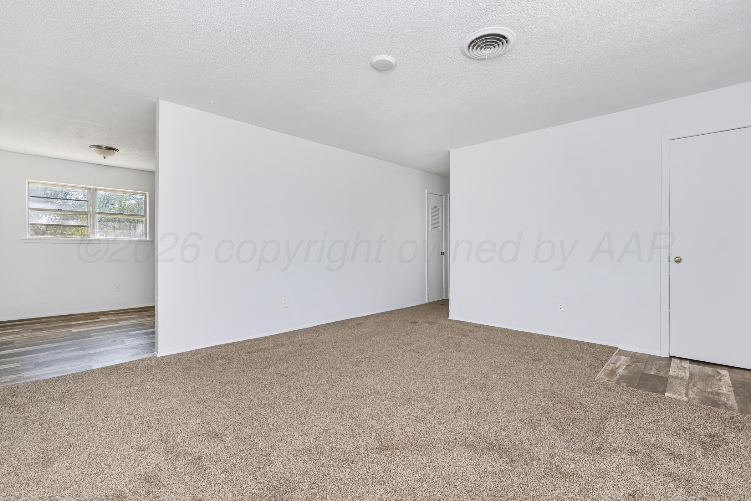 1604 Gardenia Street Property Photo 7