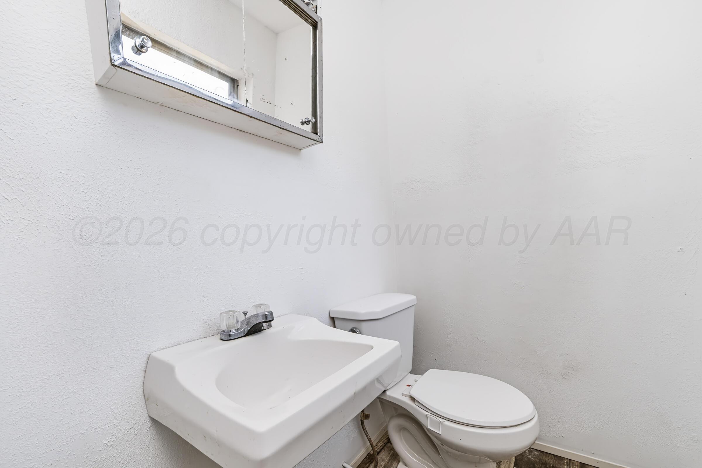 1604 Gardenia Street Property Photo 17