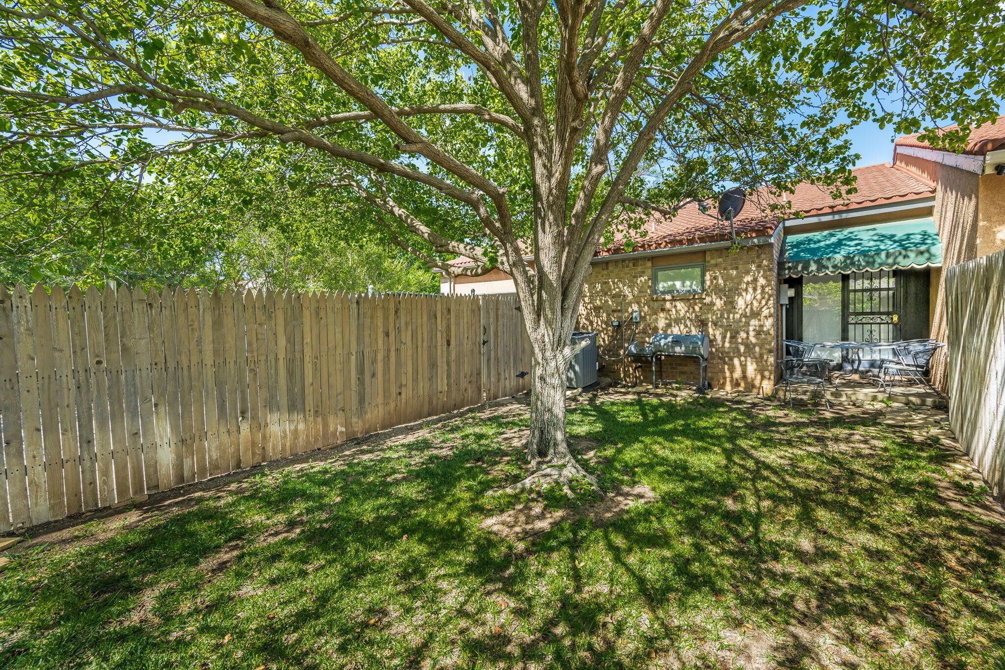 3421 Gladstone Lane Property Photo 23