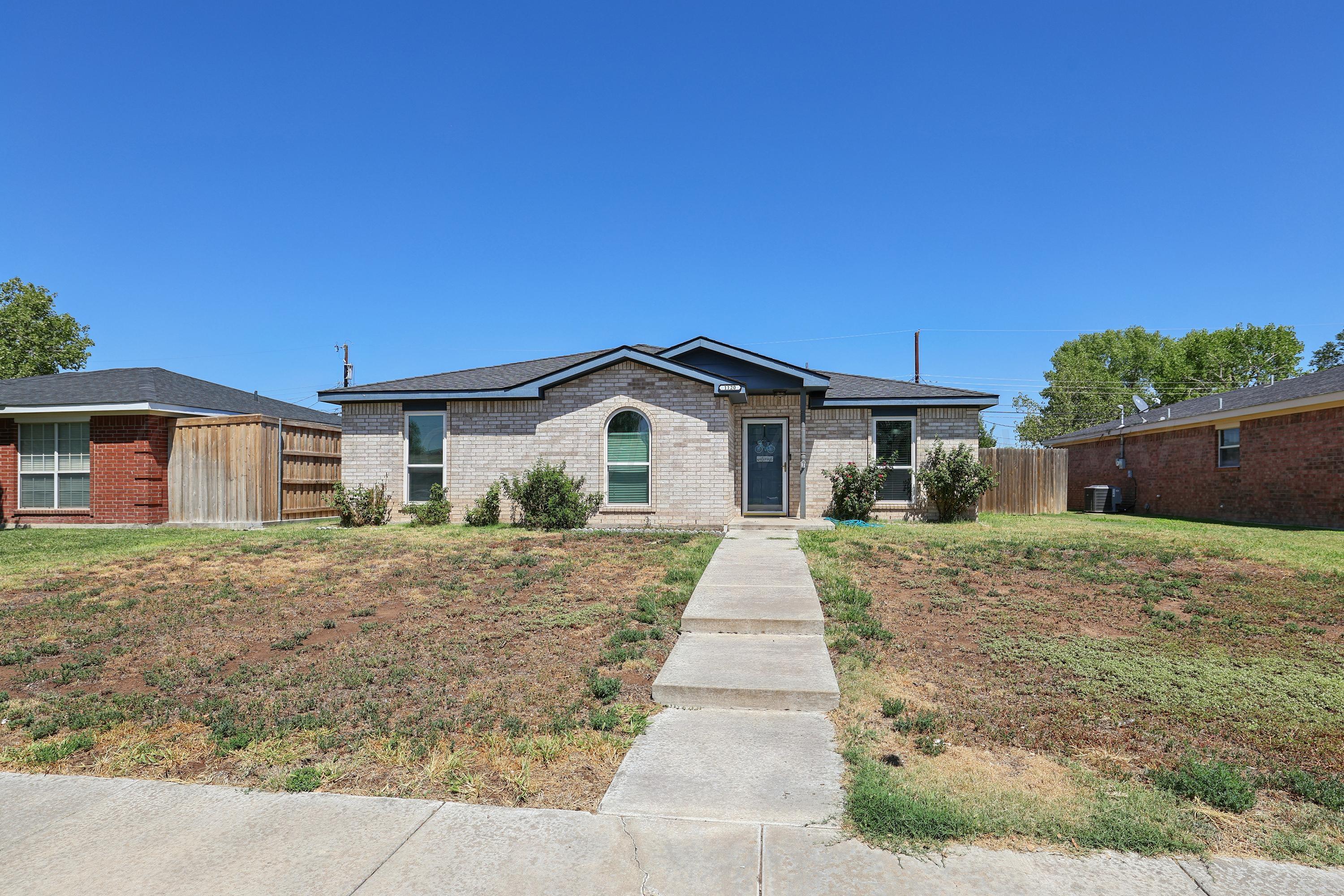 1120 Shasta Drive Property Photo 1