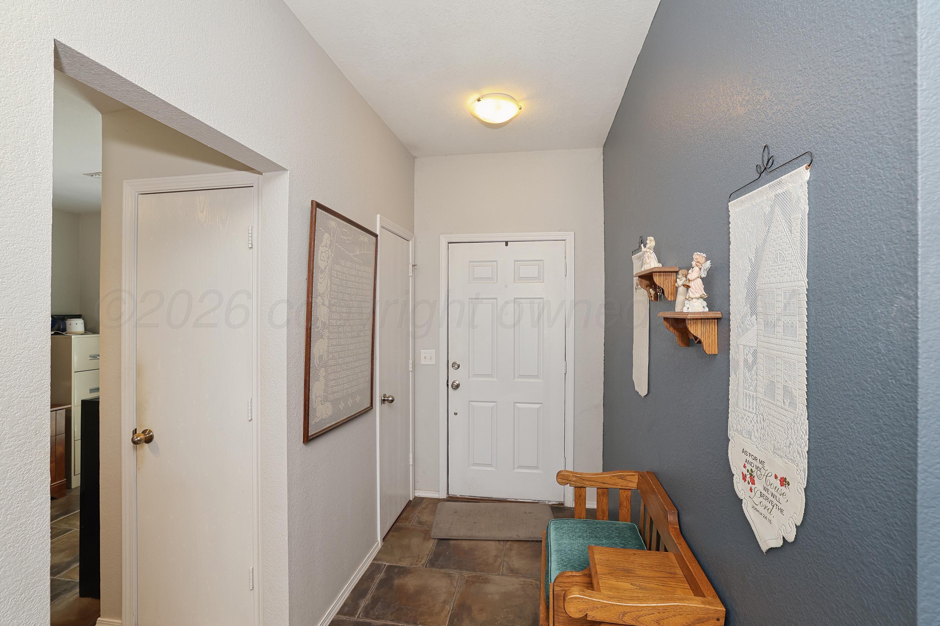 1120 Shasta Drive Property Photo 3