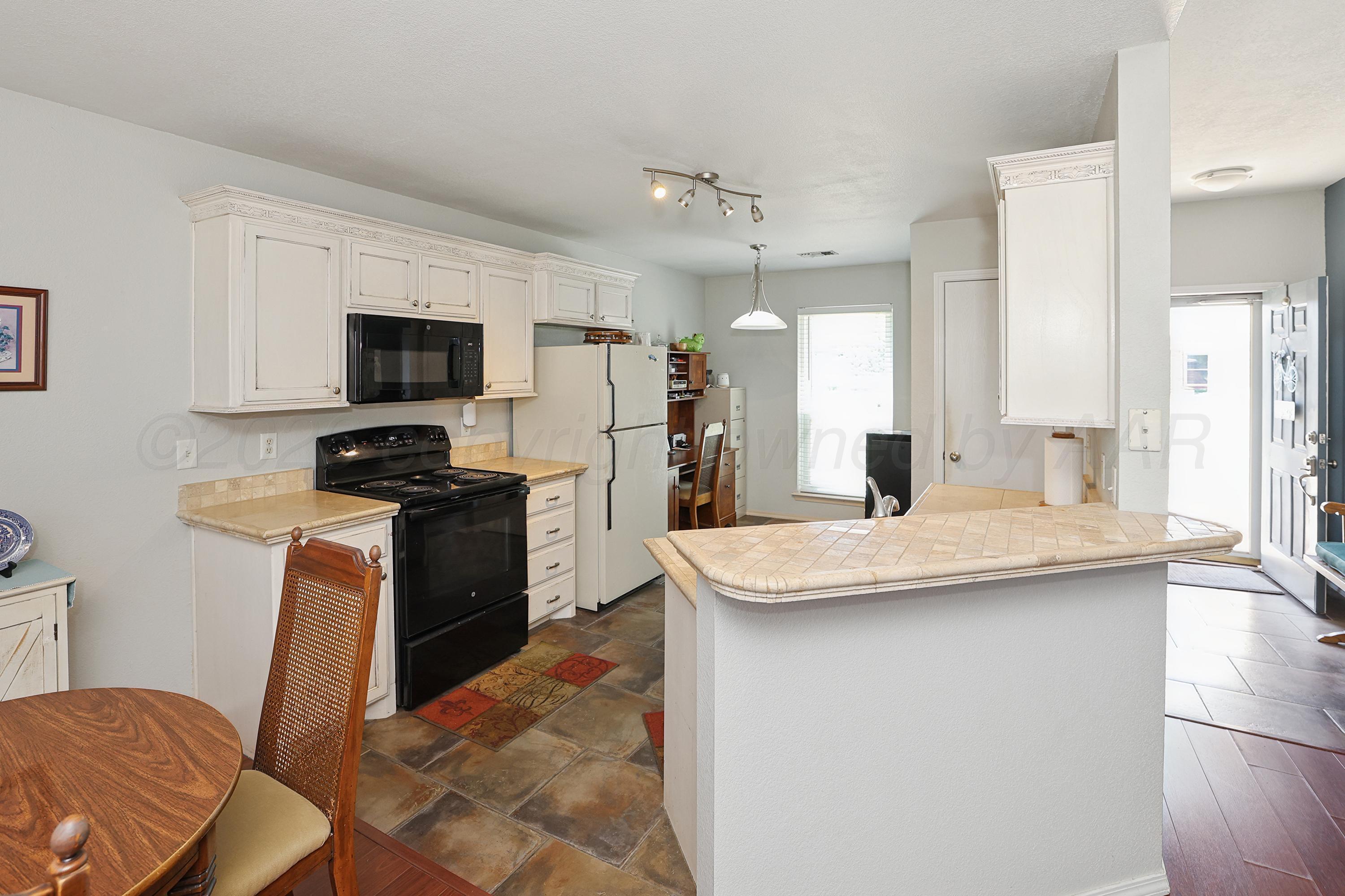 1120 Shasta Drive Property Photo 9