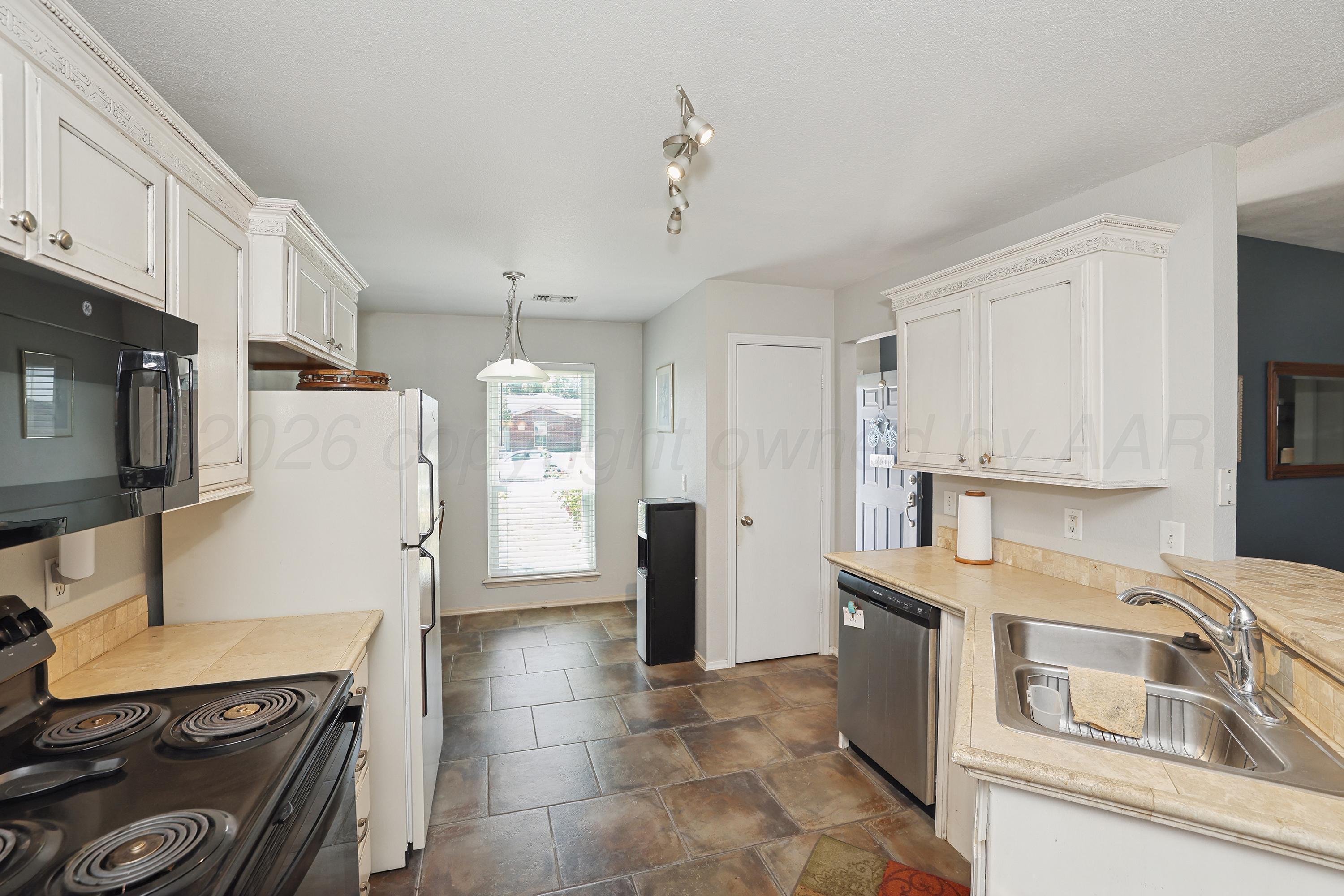 1120 Shasta Drive Property Photo 10