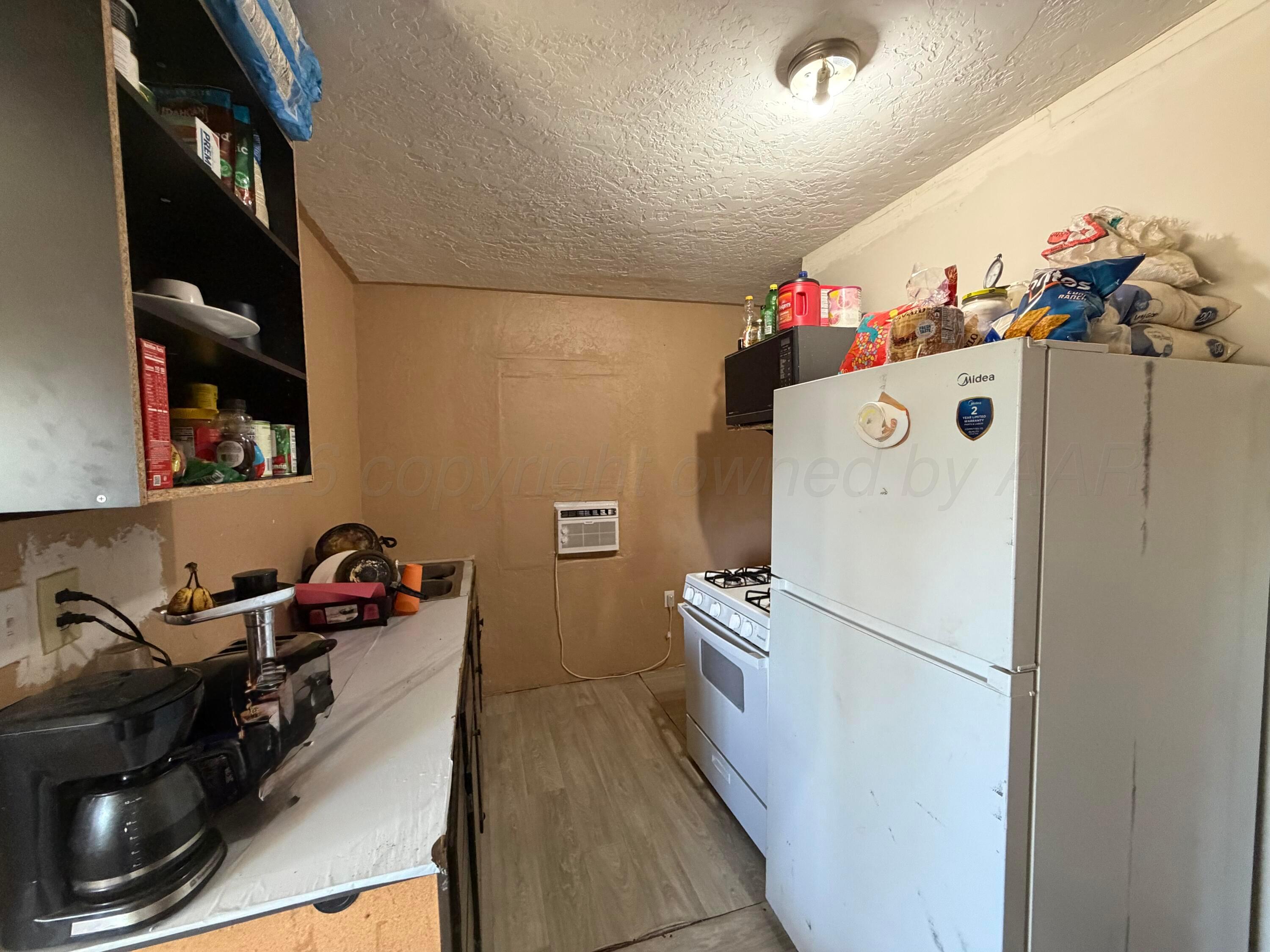 613 N Hazel Street Property Photo 5