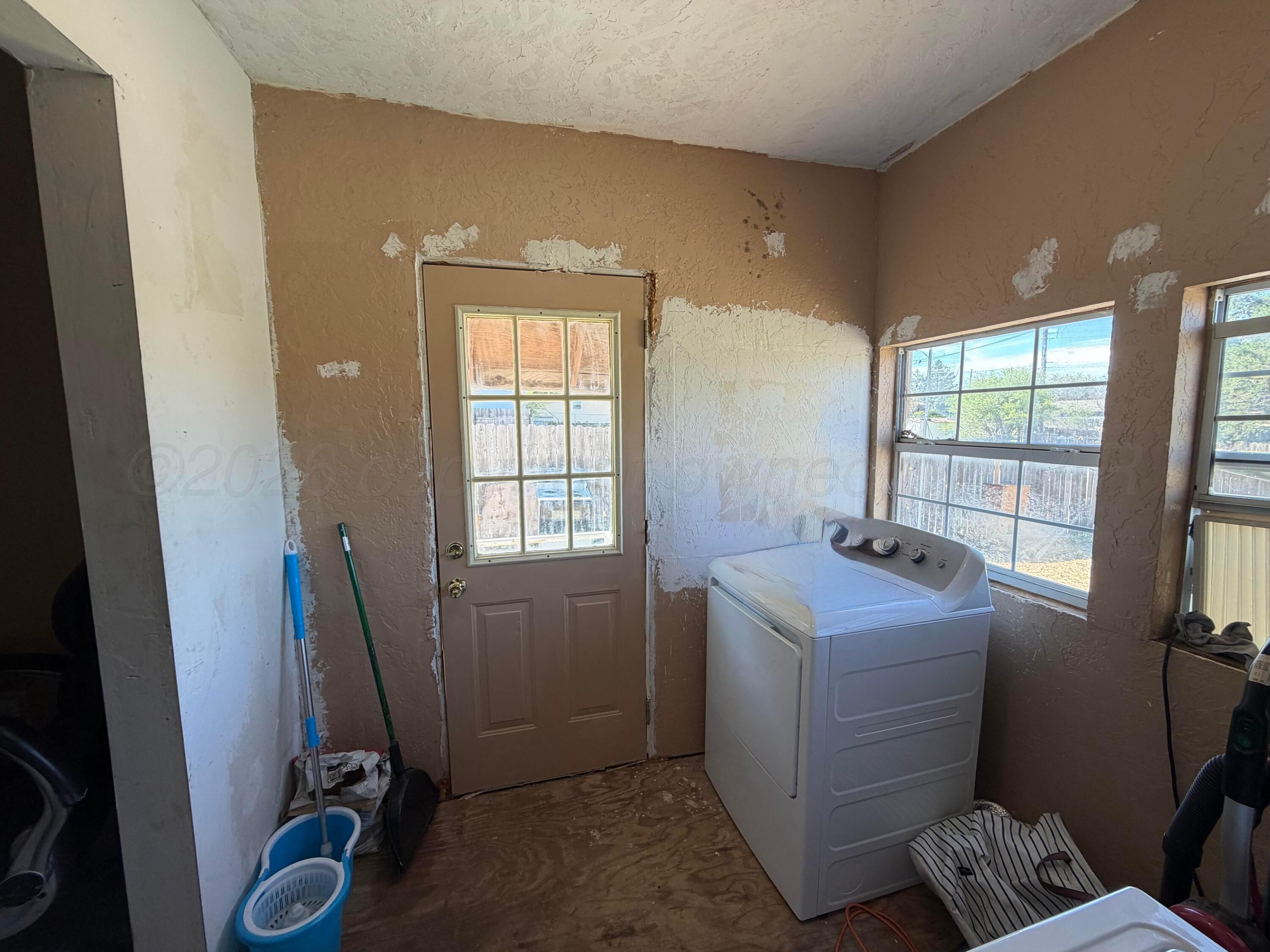 613 N Hazel Street Property Photo 21