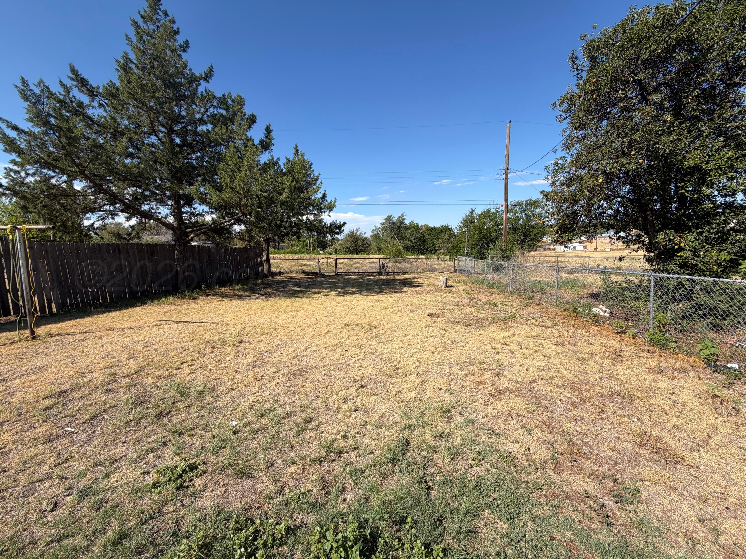 613 N Hazel Street Property Photo 25