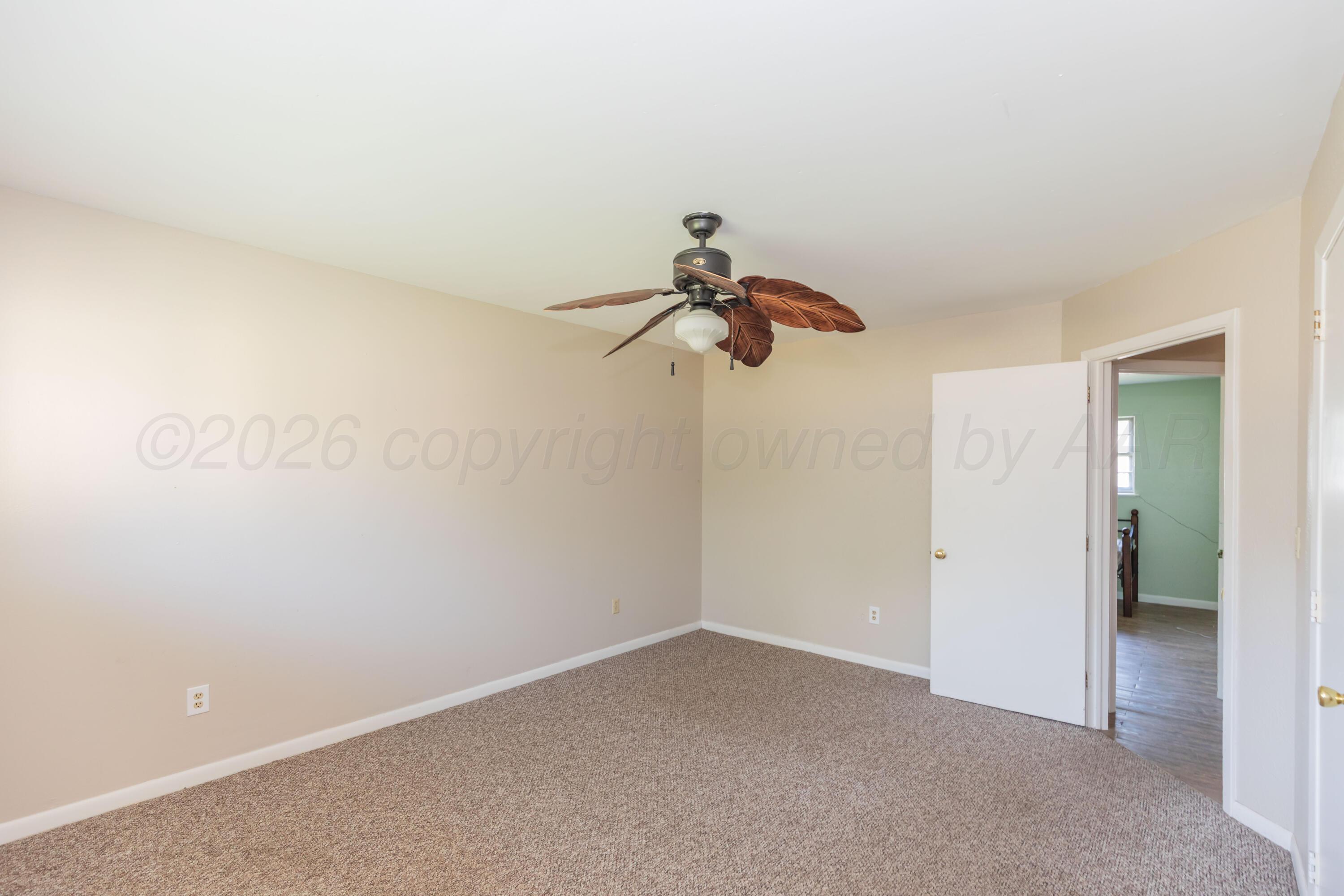 401 Pear Avenue Property Photo 19