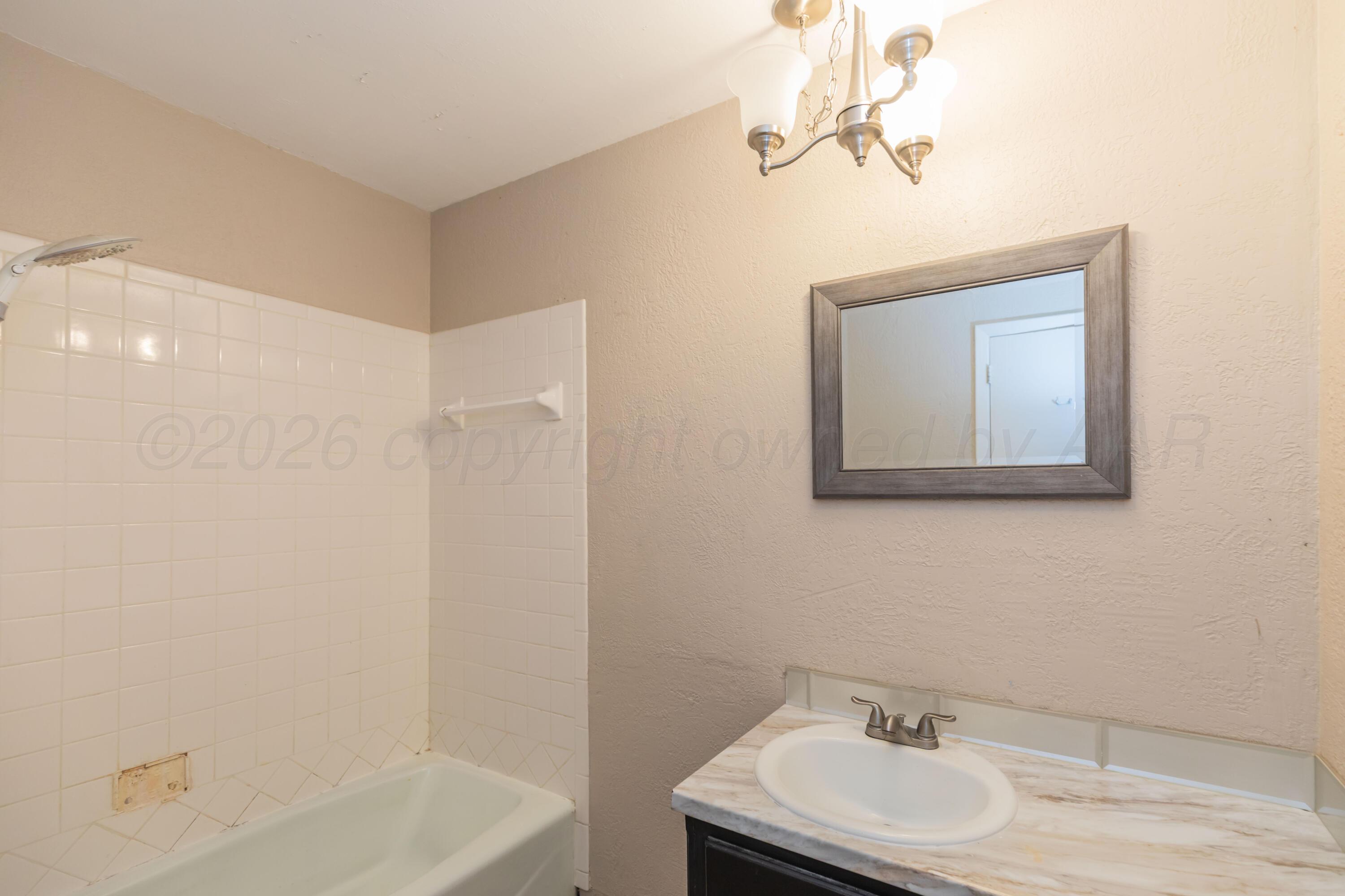 401 Pear Avenue Property Photo 28