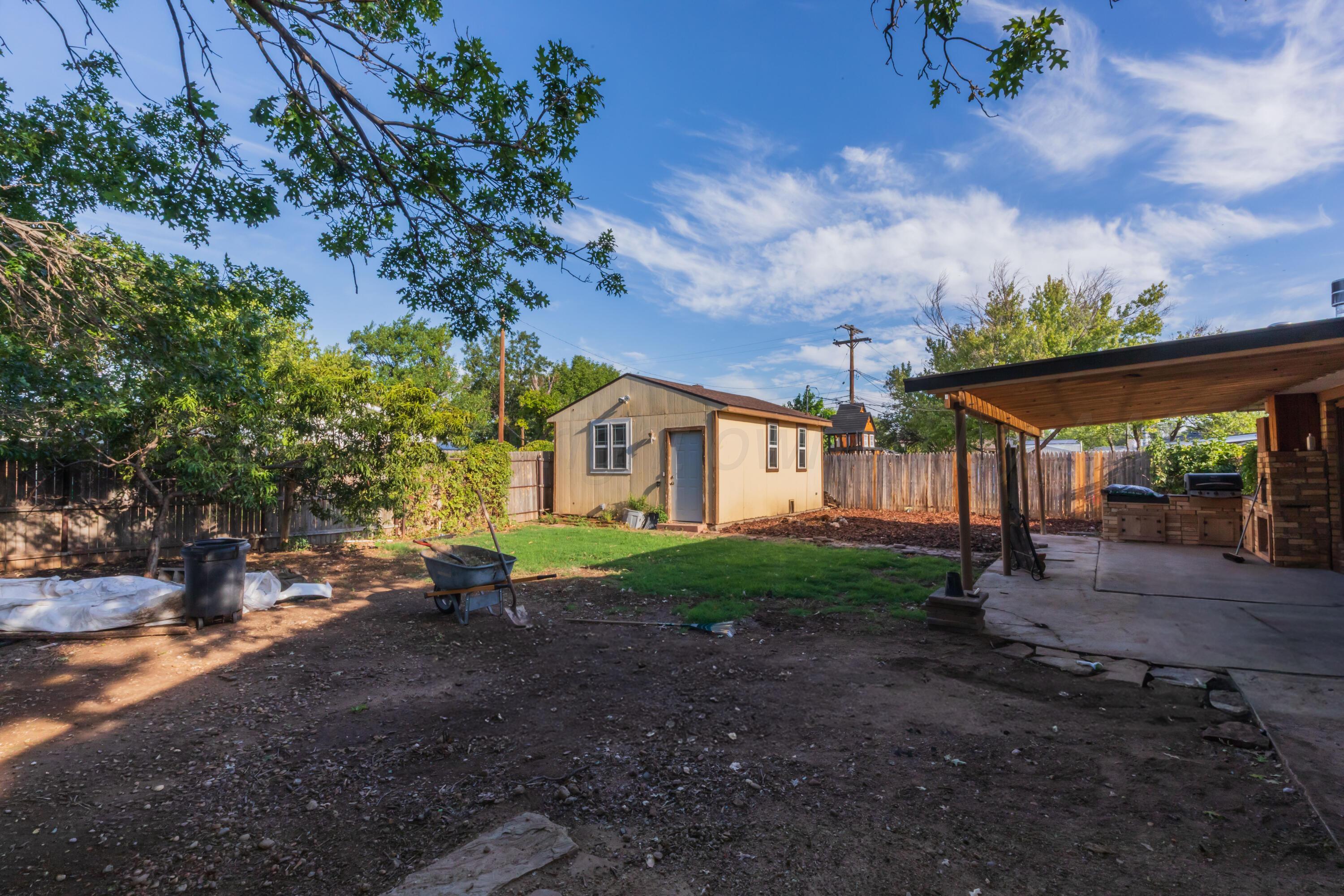 401 Pear Avenue Property Photo 36