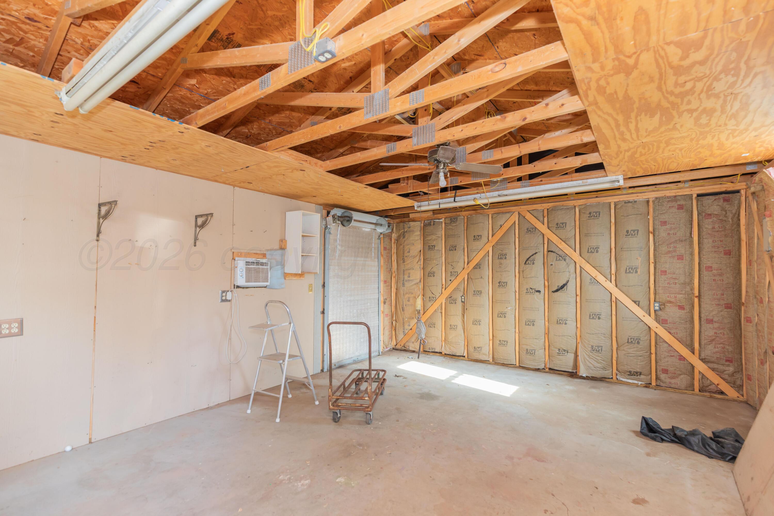 401 Pear Avenue Property Photo 39
