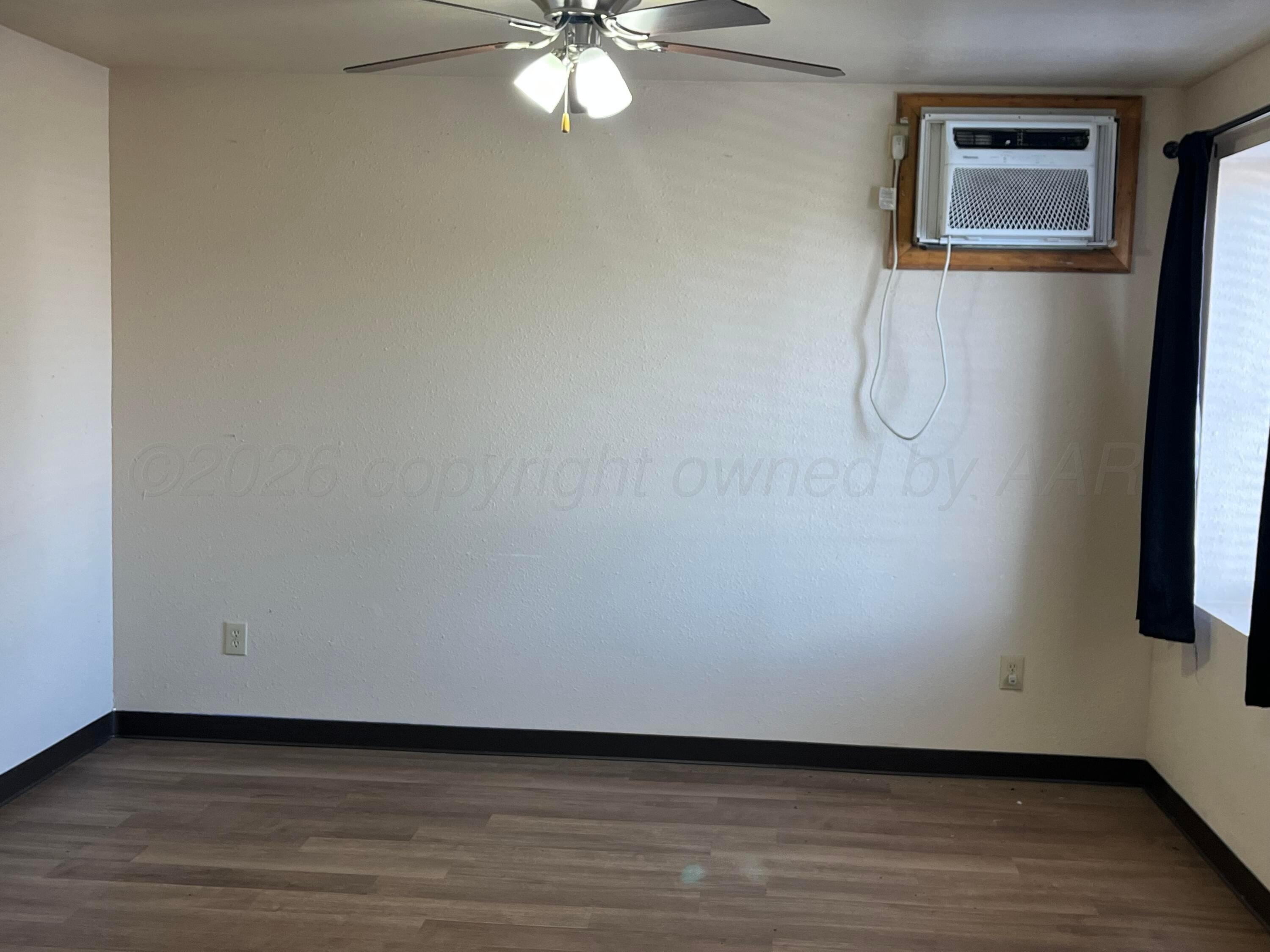 425 Main Street Property Photo 2