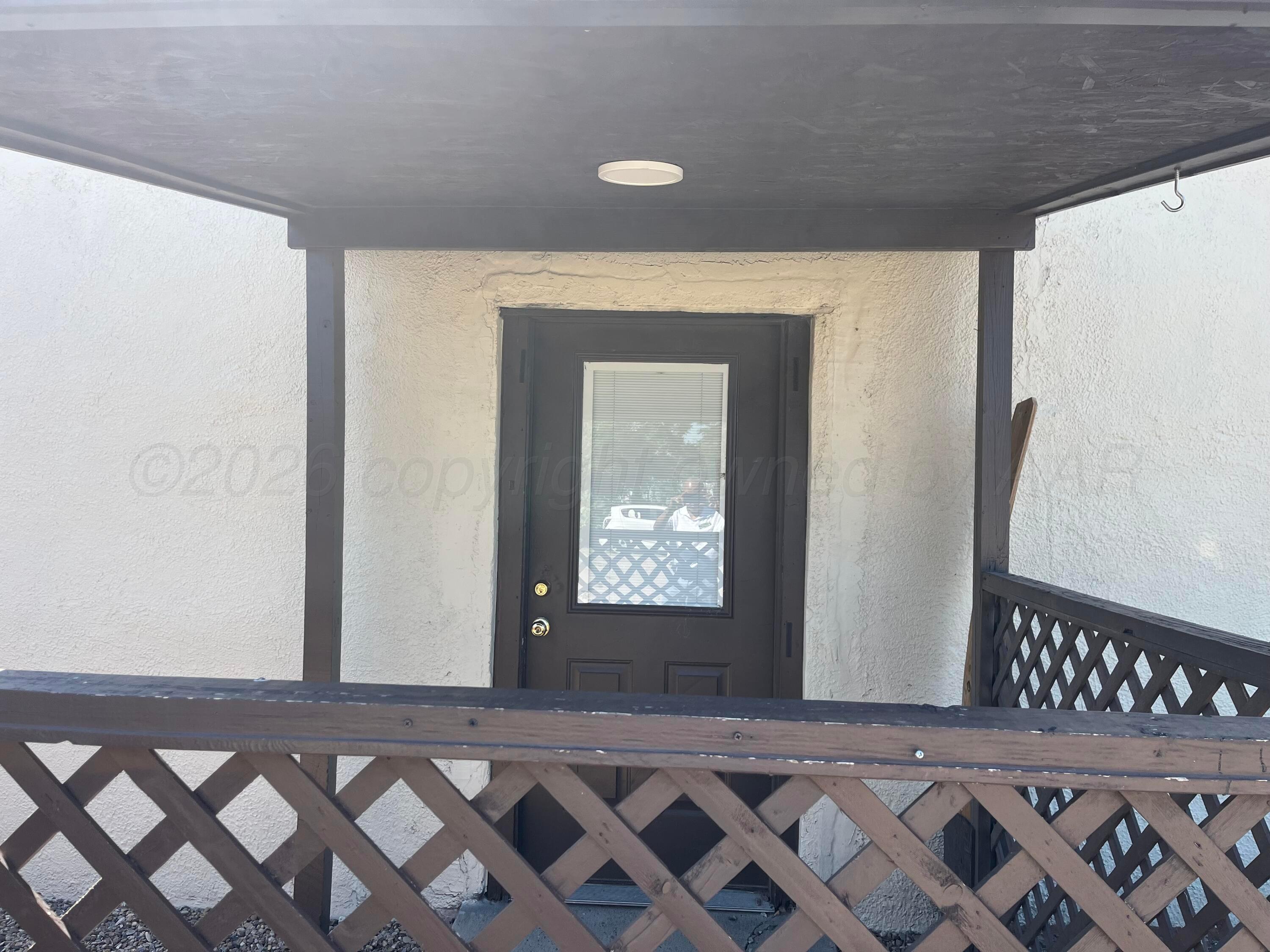 425 Main Street Property Photo 10