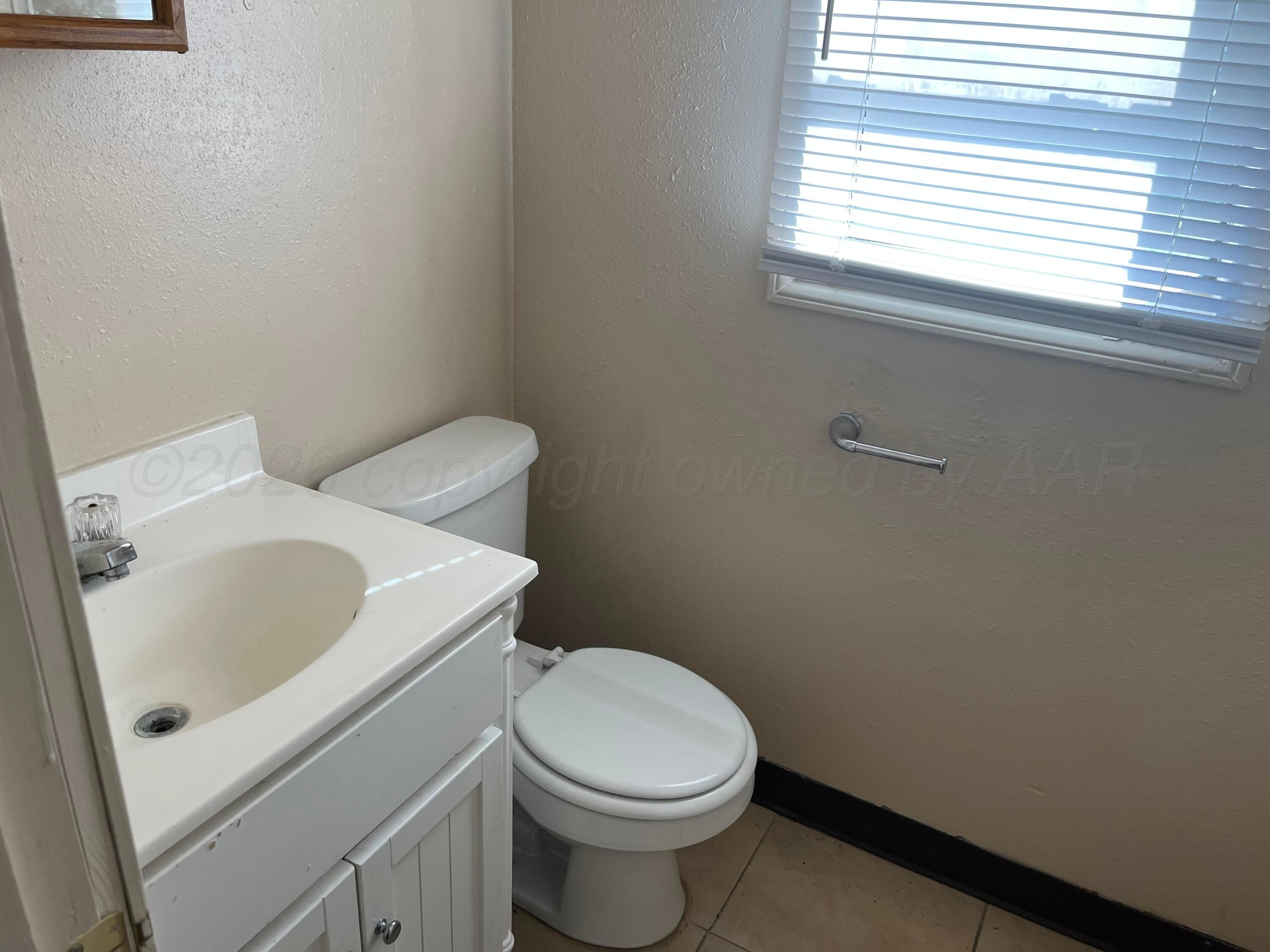 425 Main Street Property Photo 17