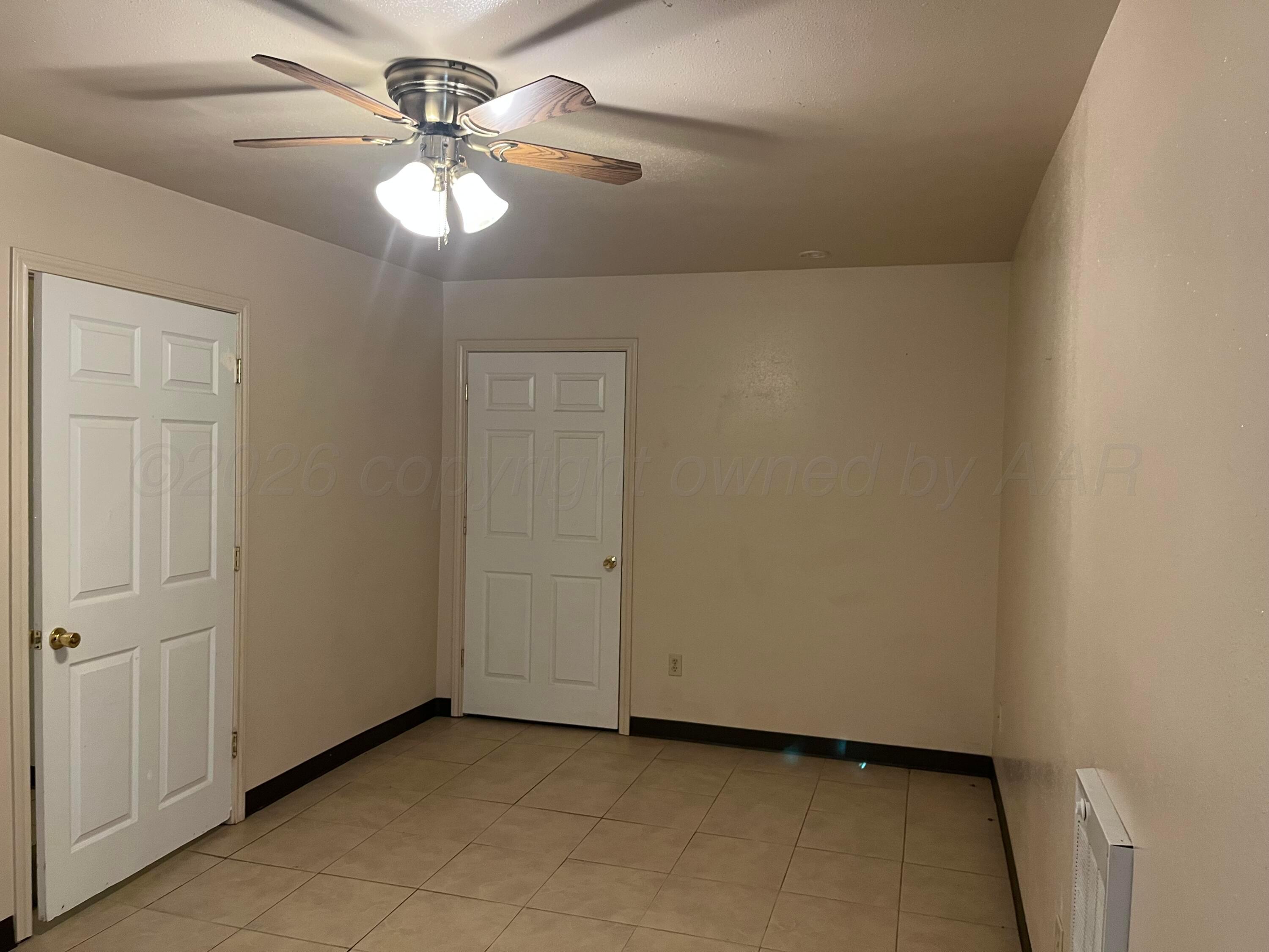 425 Main Street Property Photo 18