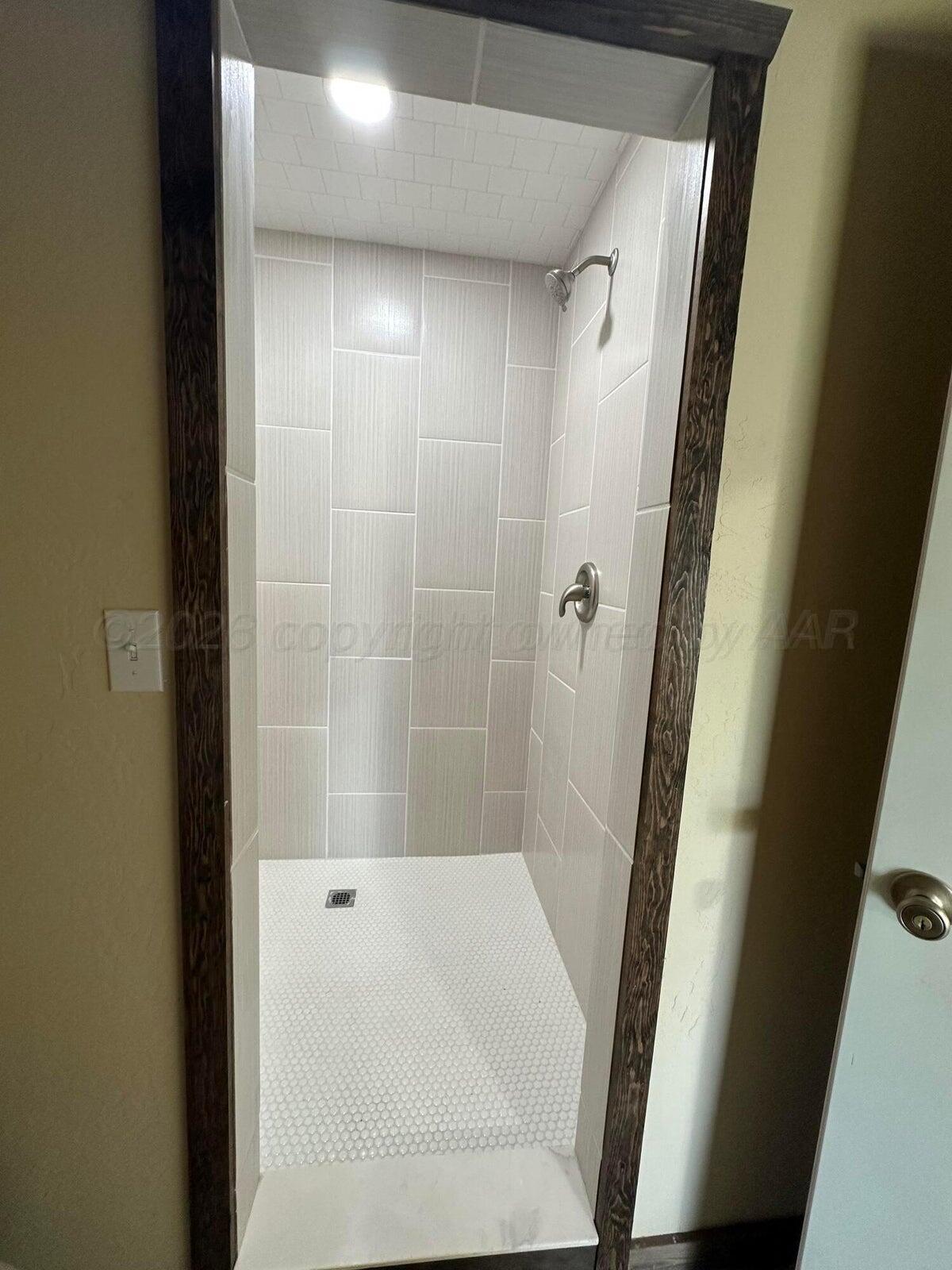 302 S Tallmadge Avenue Property Photo 7