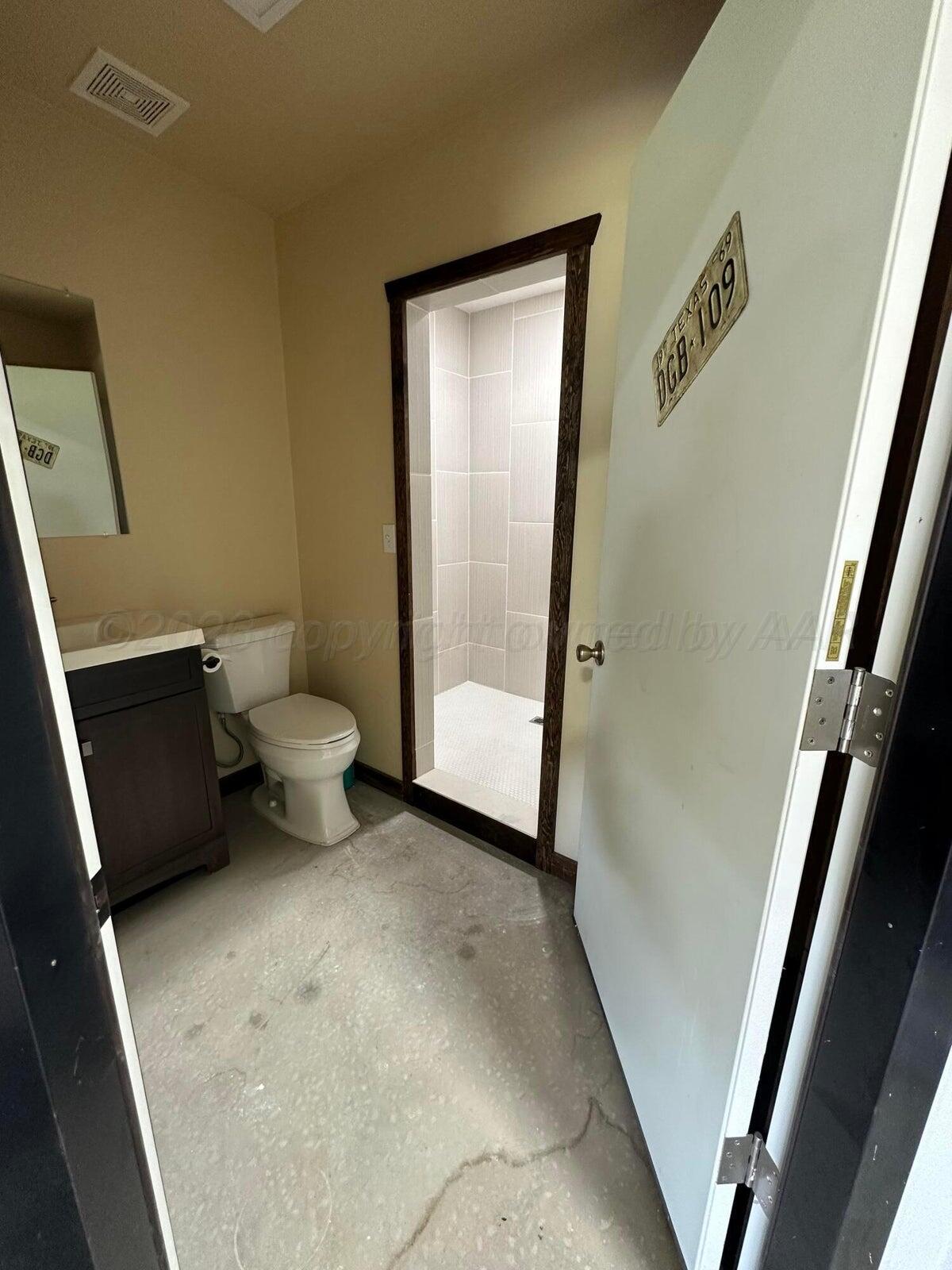 302 S Tallmadge Avenue Property Photo 8