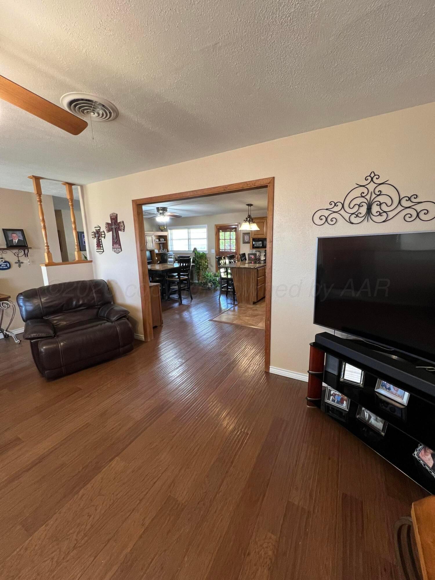 401 Purnell Avenue Property Photo 7