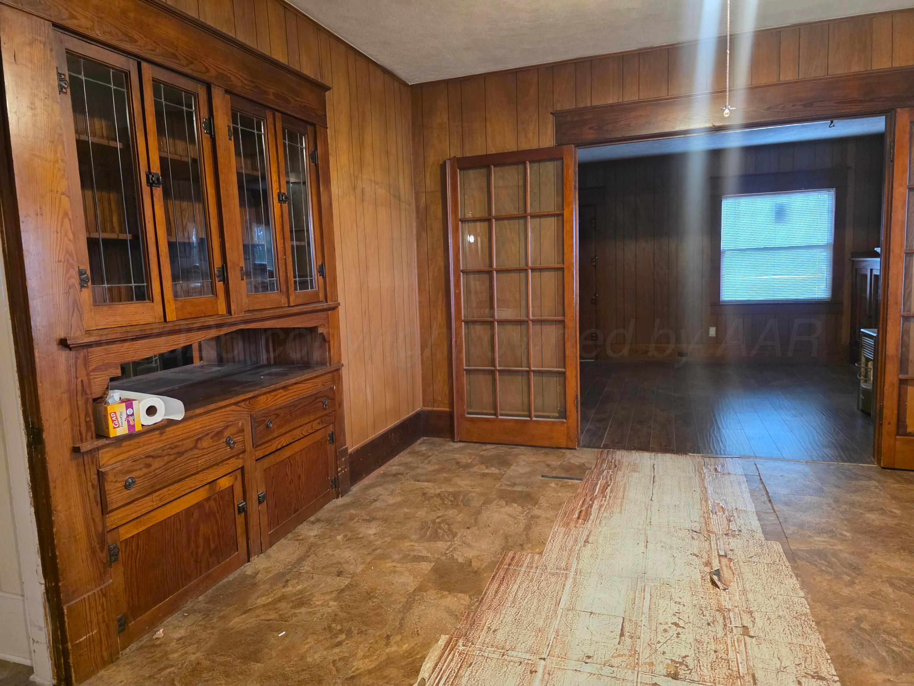 1021 Backus Street Property Photo 9
