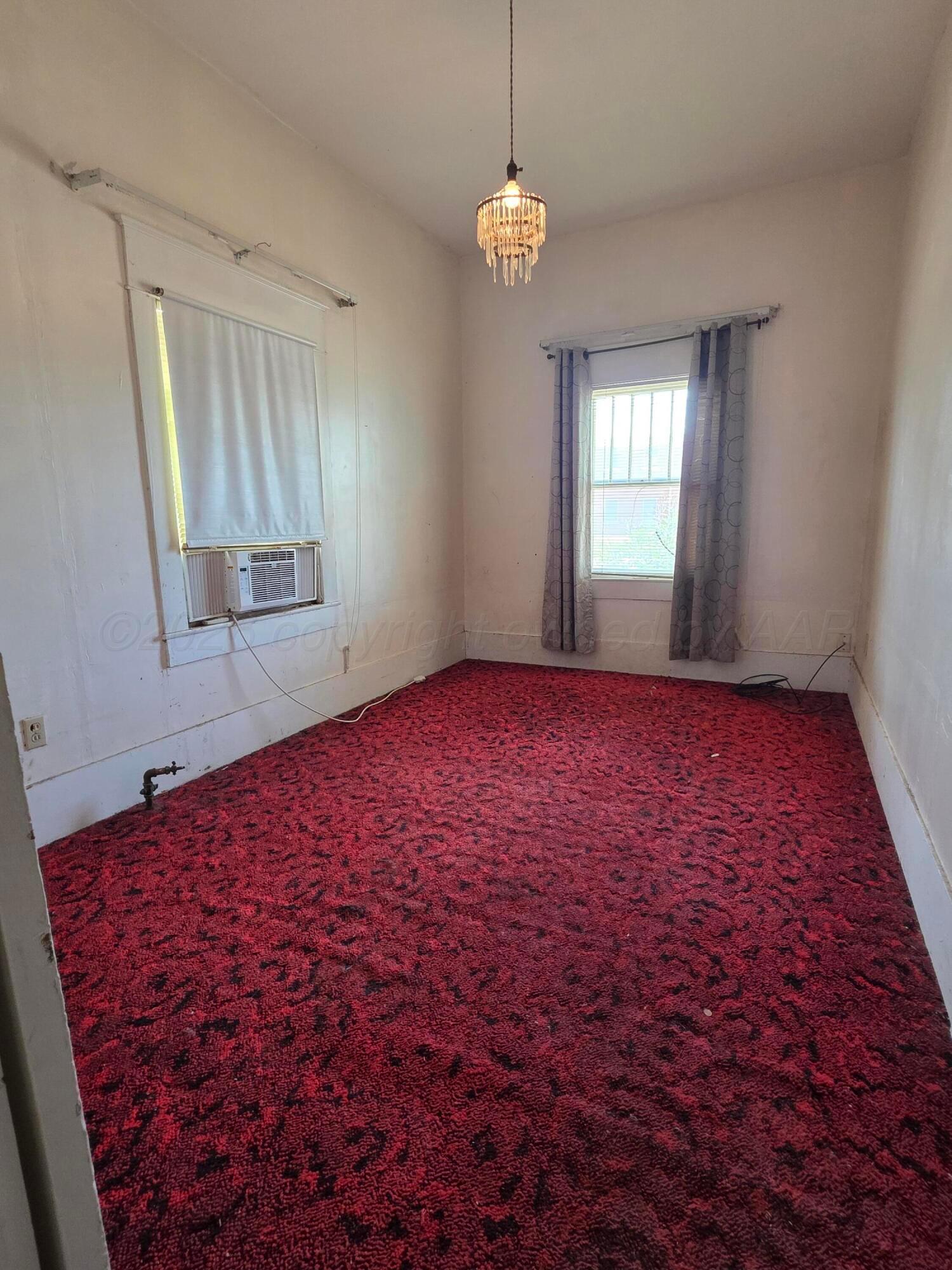 1021 Backus Street Property Photo 16
