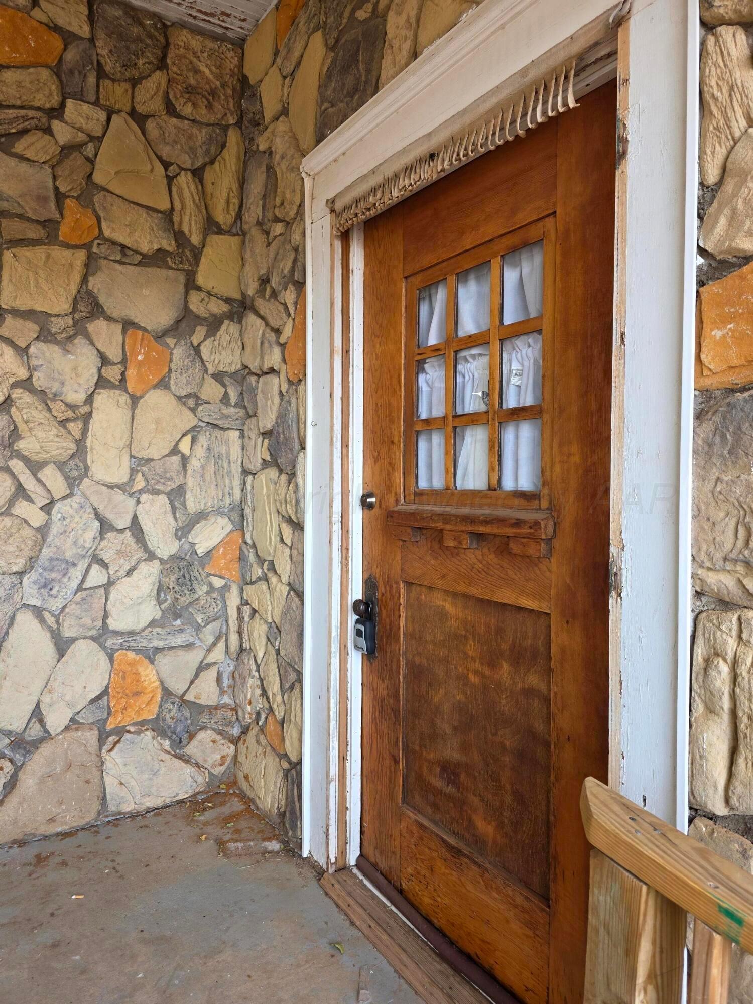 1021 Backus Street Property Photo 22