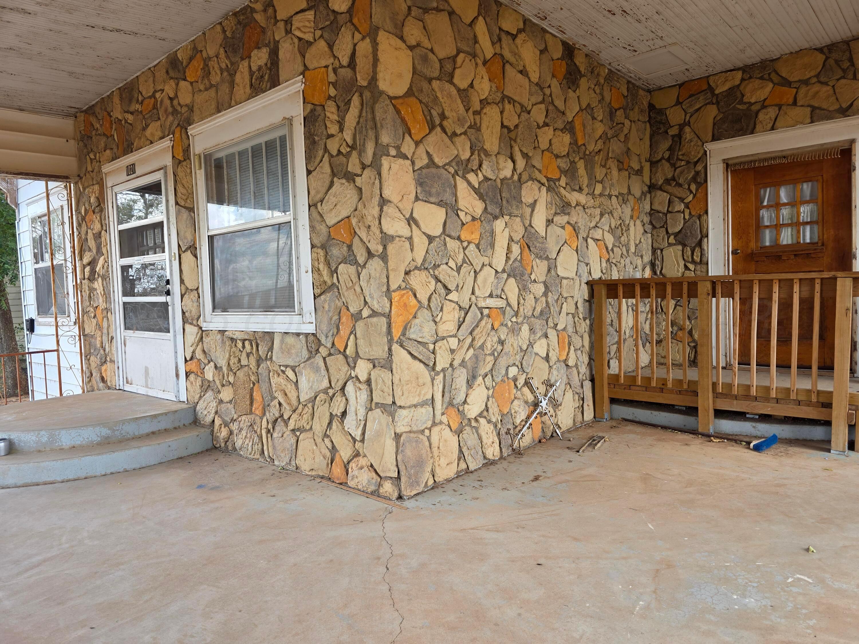 1021 Backus Street Property Photo 24