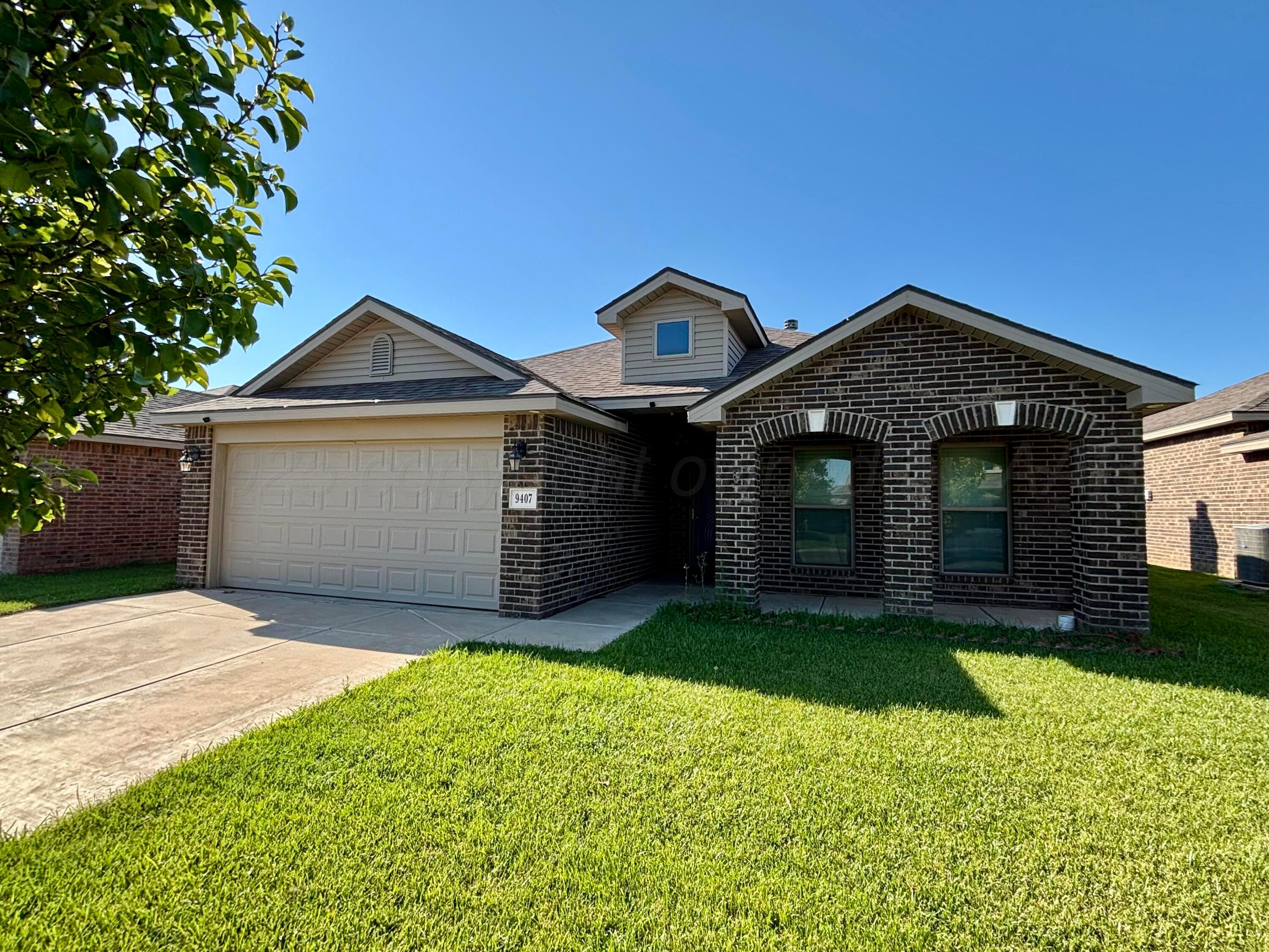 9407 CAGLE Drive Property Photo 1