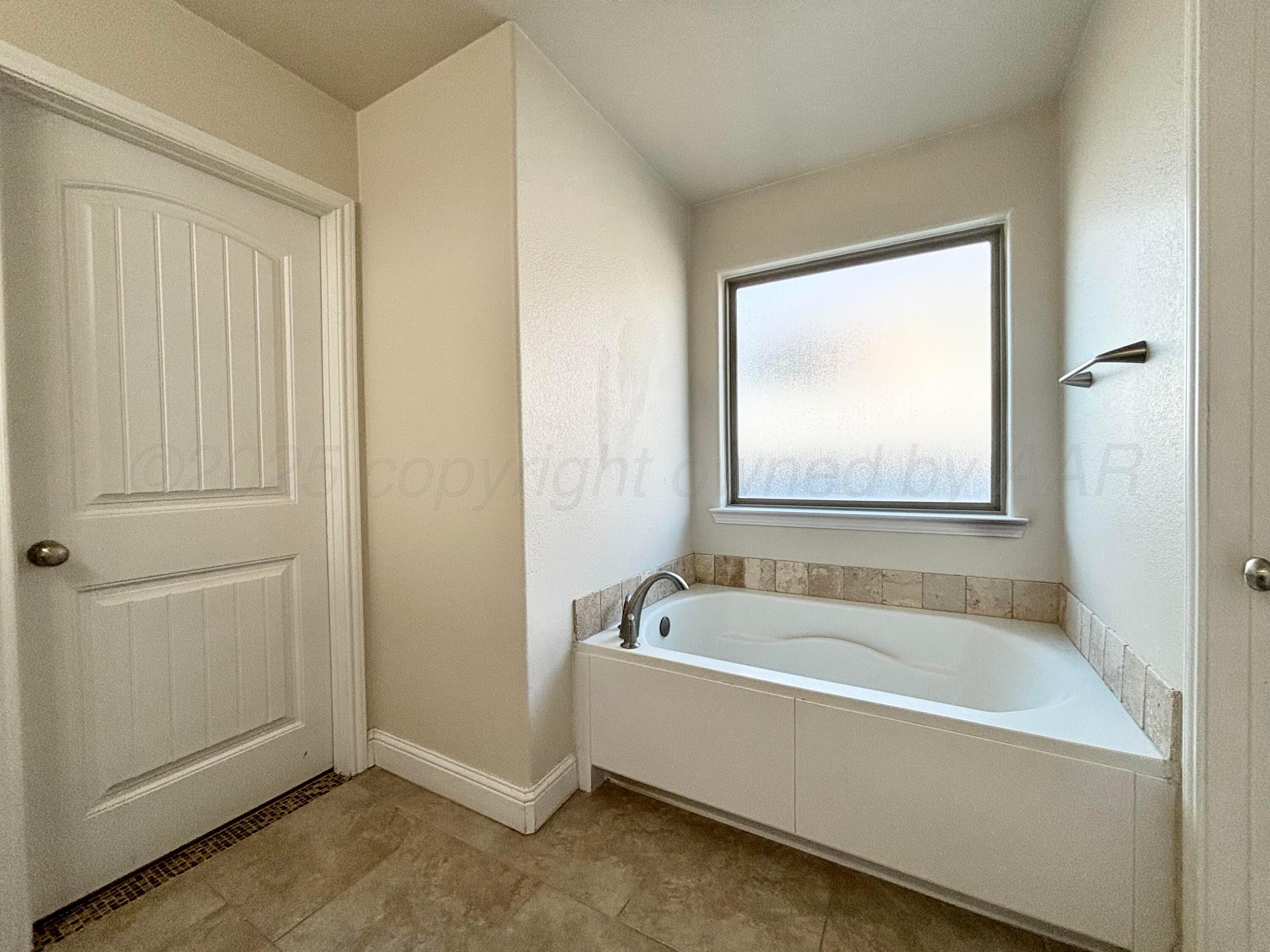 9407 Cagle Drive Property Photo 13