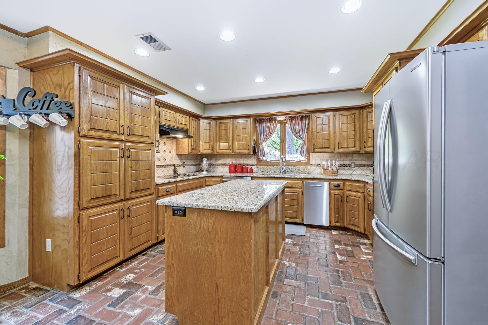 7504 Tripp Avenue Property Photo 8