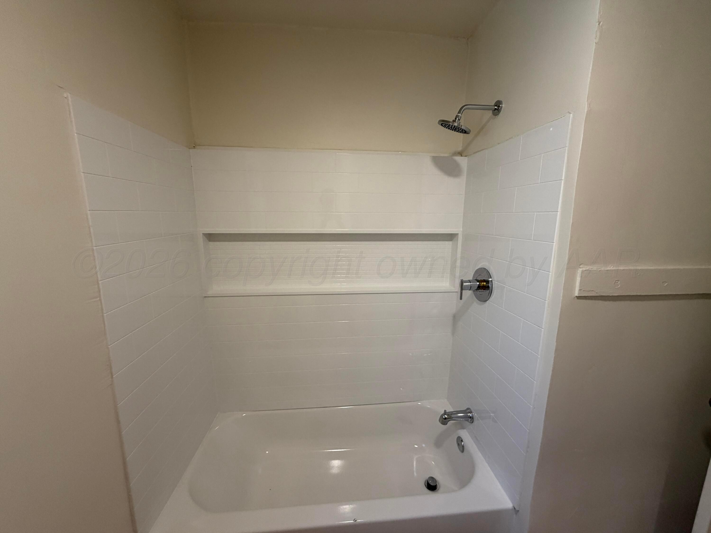 208 S Kentucky Street Property Photo 10