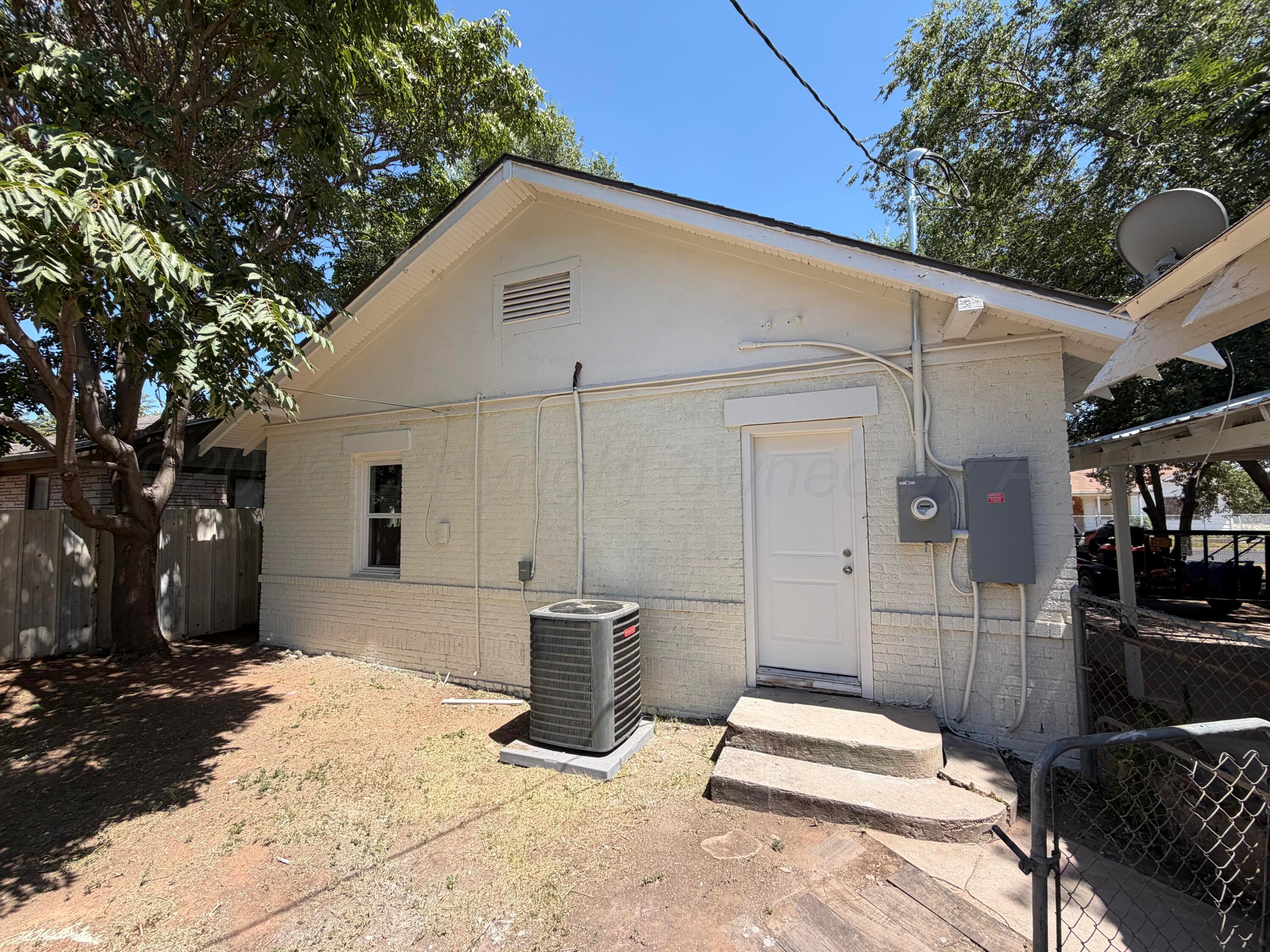 208 S Kentucky Street Property Photo 13