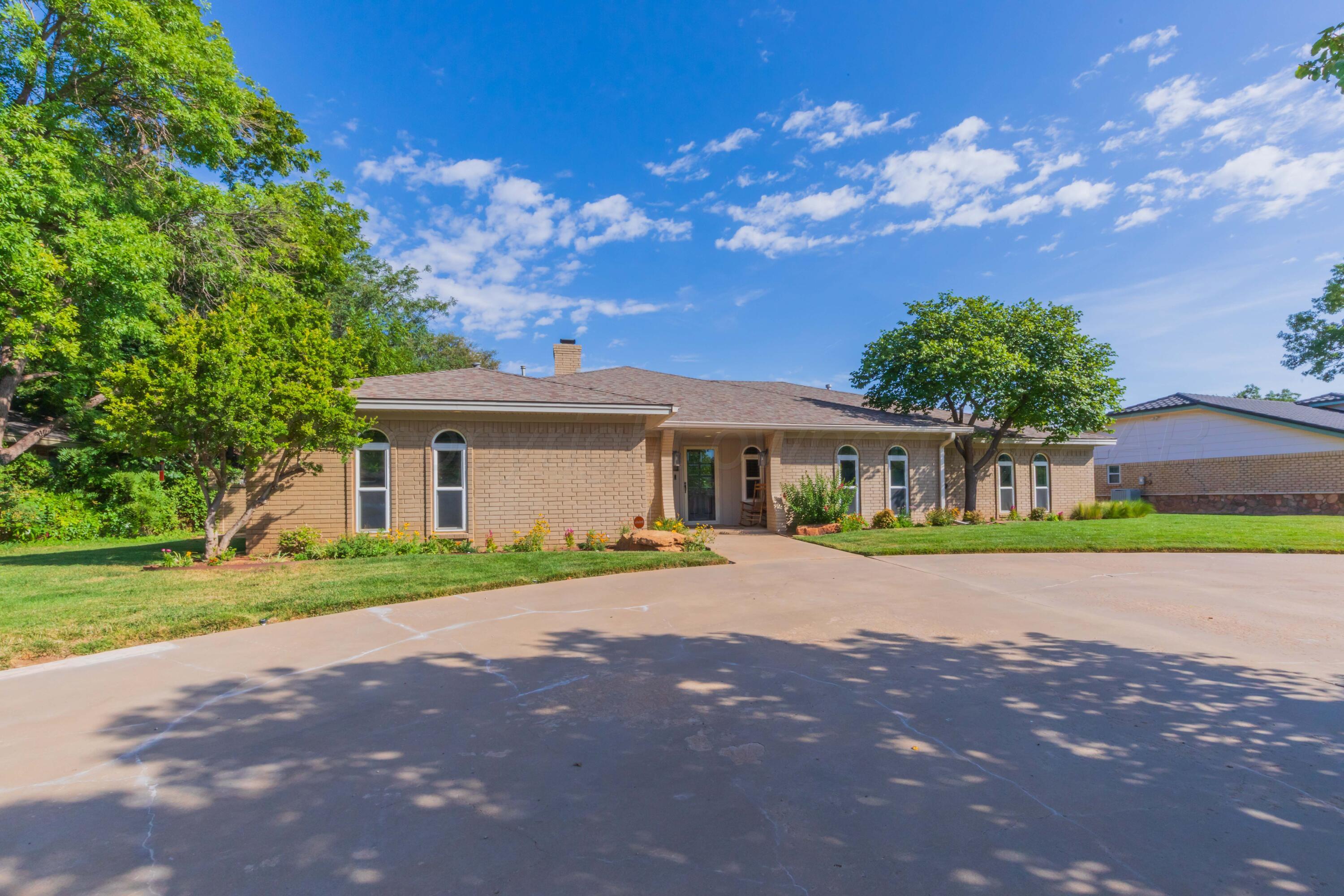 6602 Roxton Drive Property Photo 4
