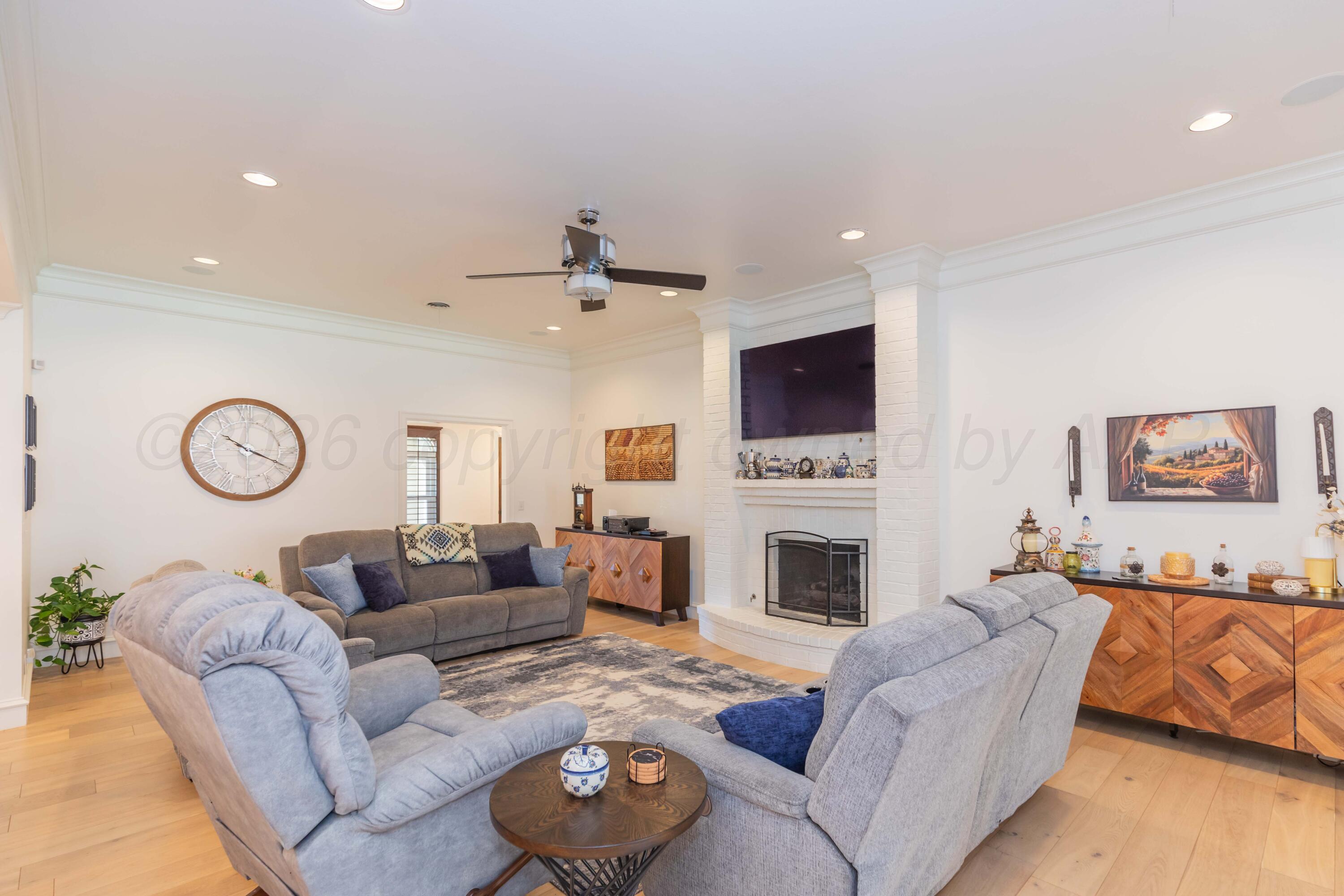 6602 Roxton Drive Property Photo 8
