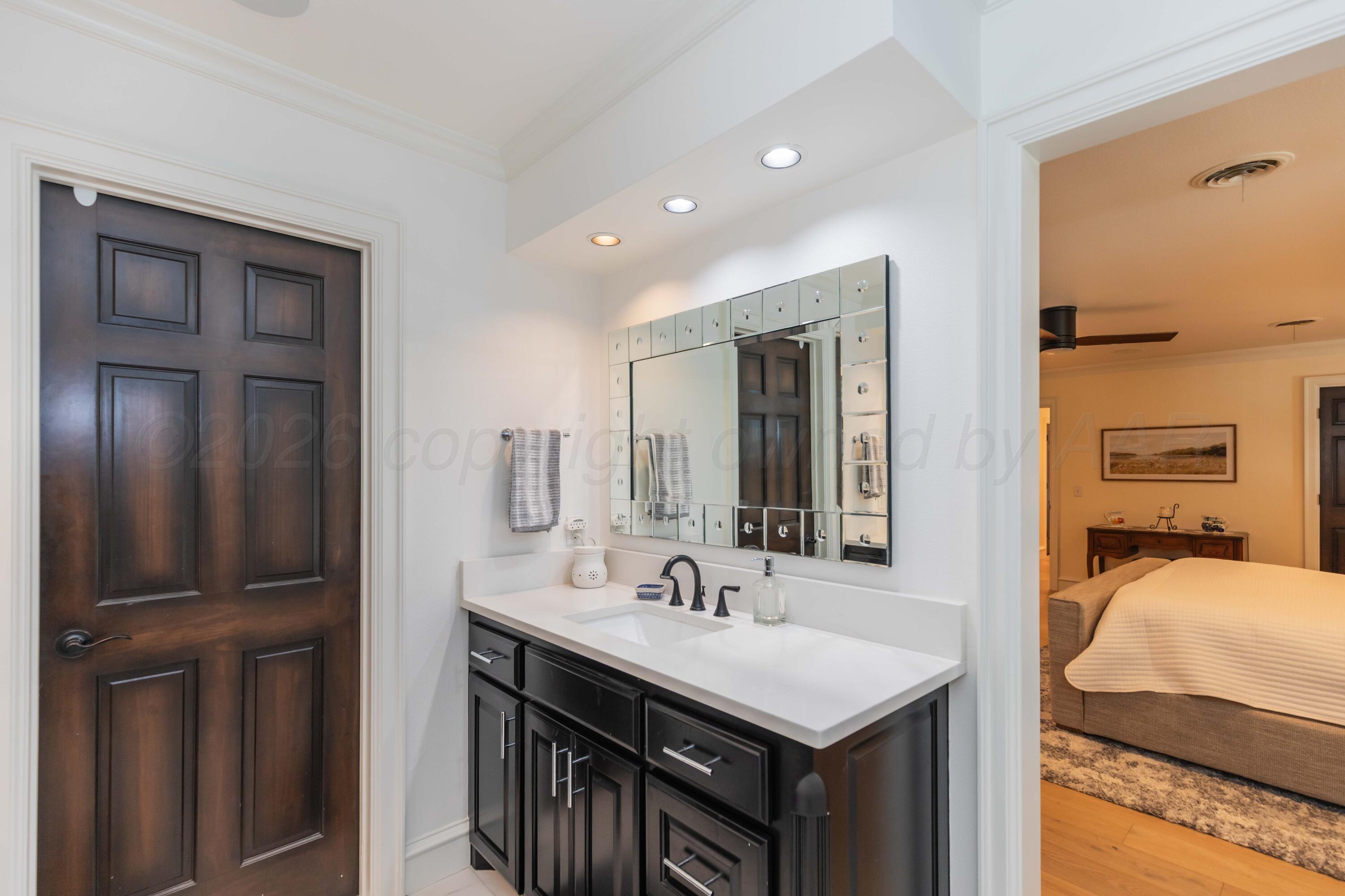6602 Roxton Drive Property Photo 37