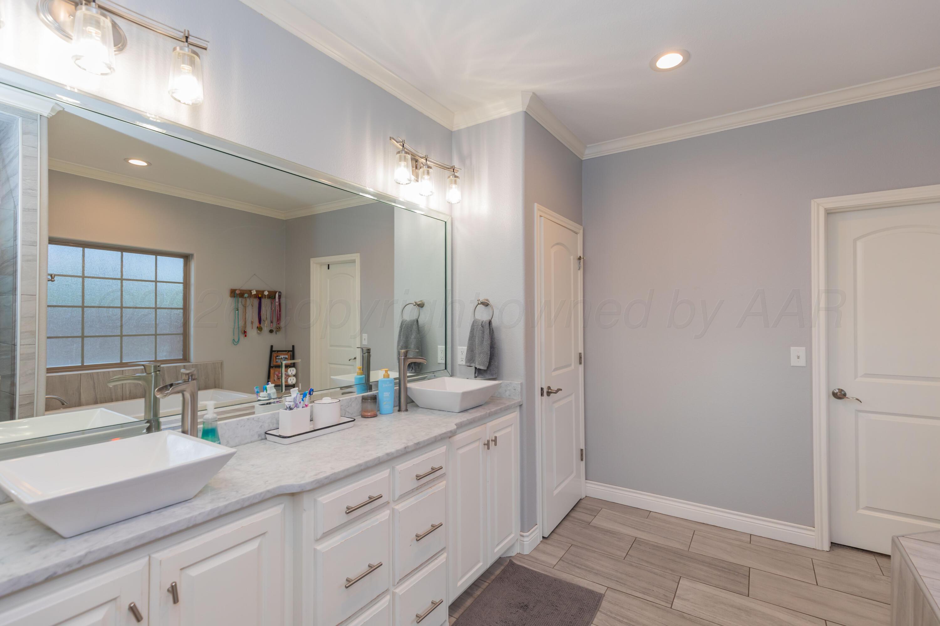 8200 Blue Duck Trail Property Photo 31
