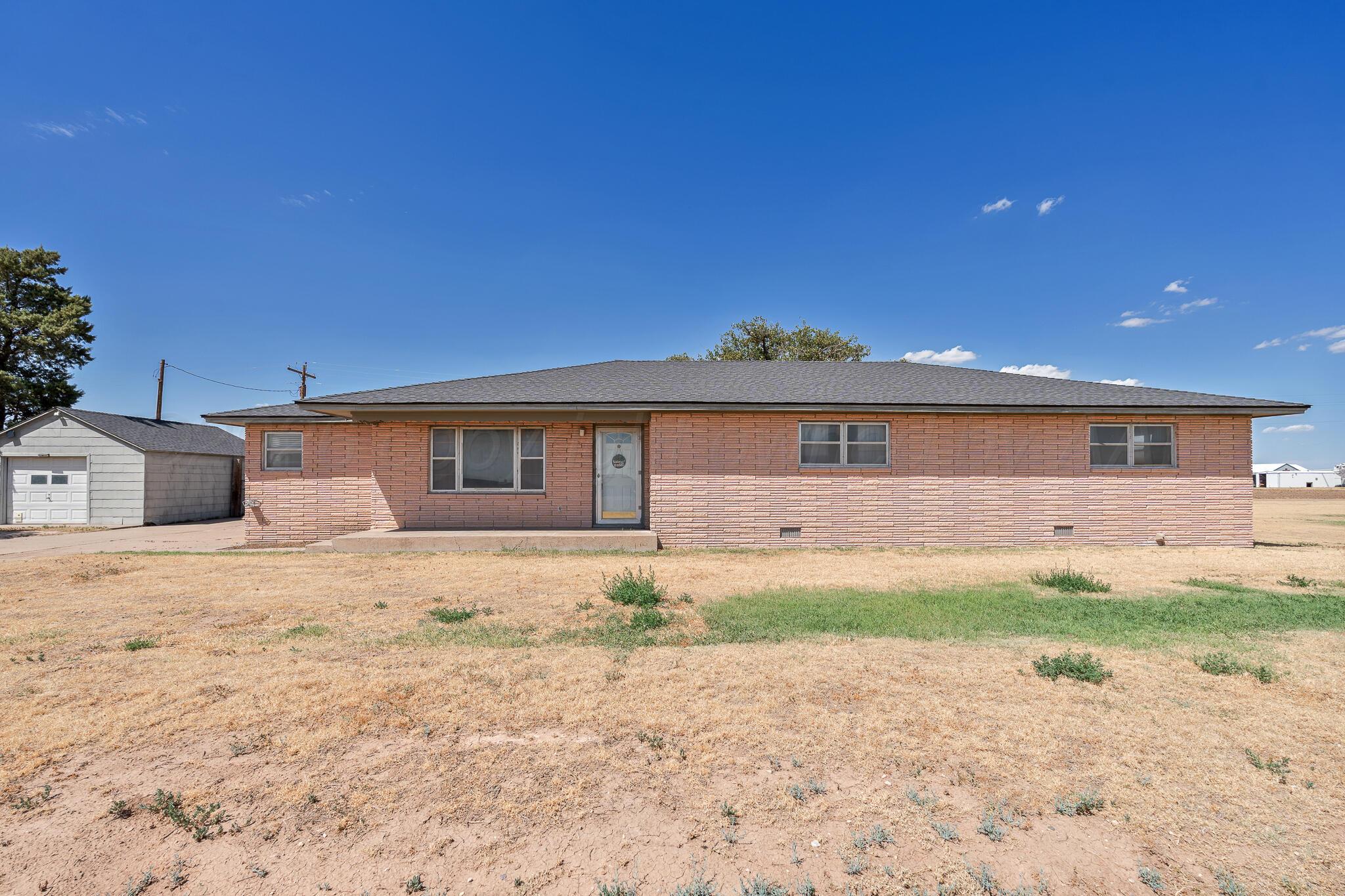 8475 Fm 145 Property Photo 2