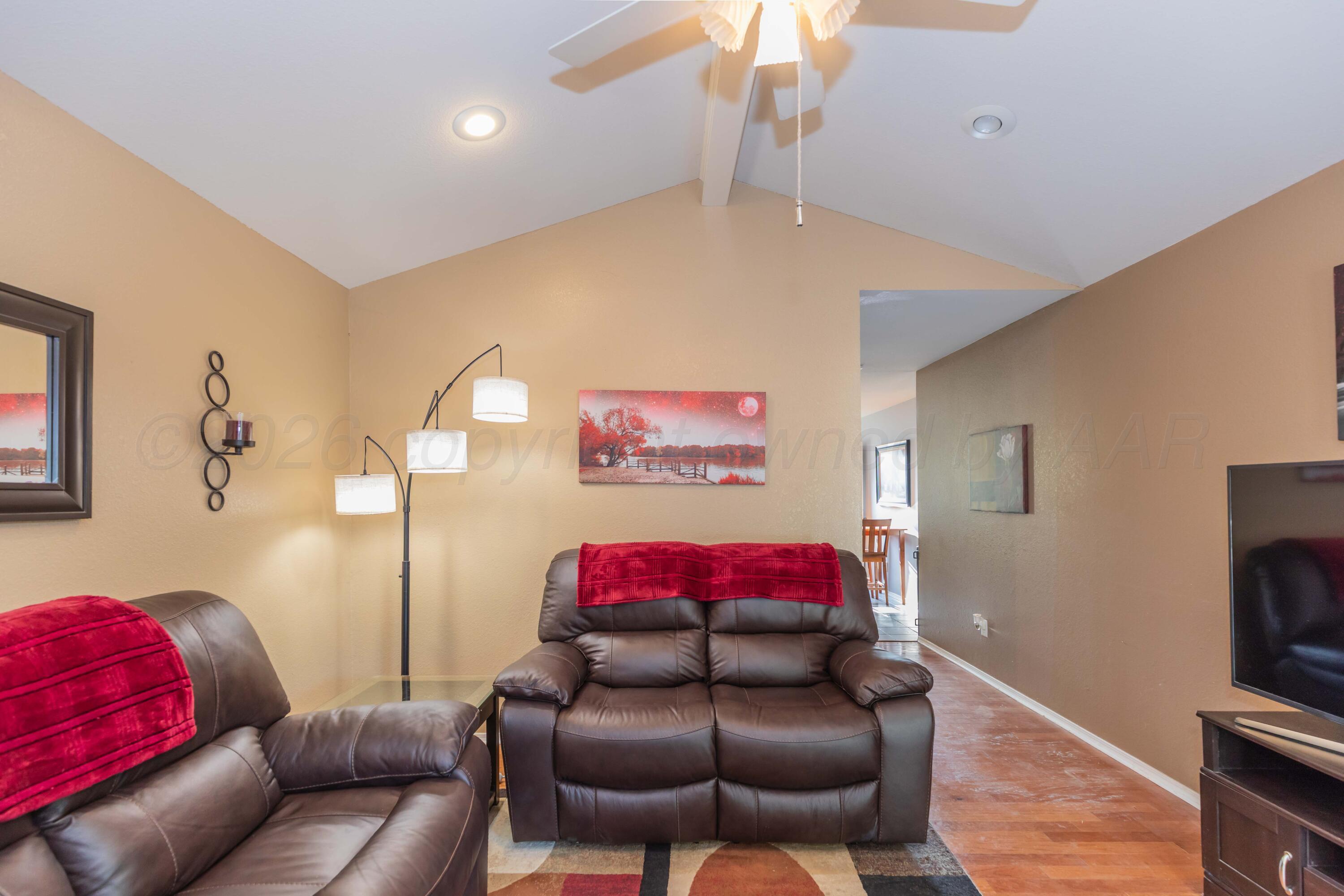 3809 S Williams Street Property Photo 5
