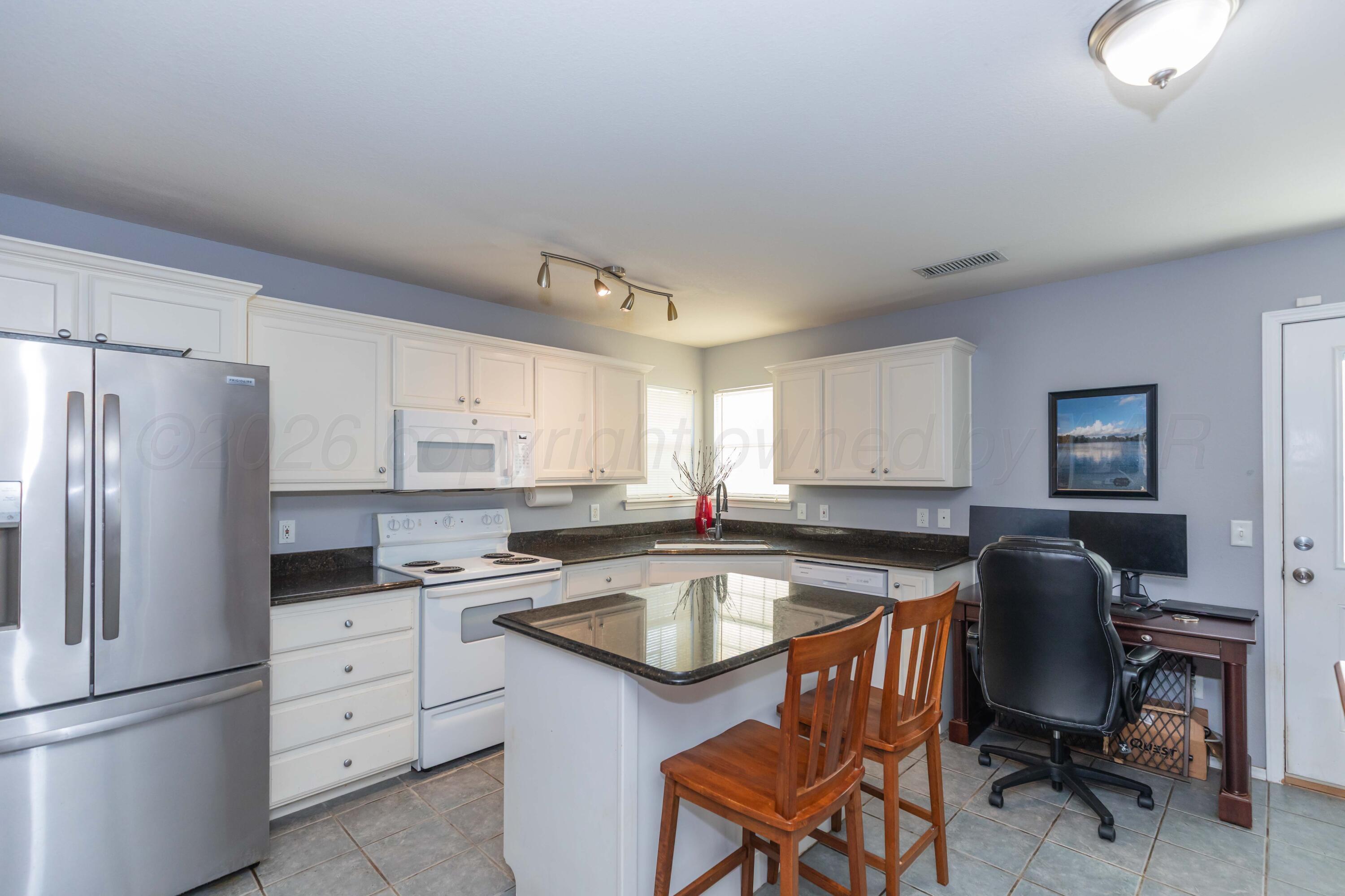 3809 S Williams Street Property Photo 7