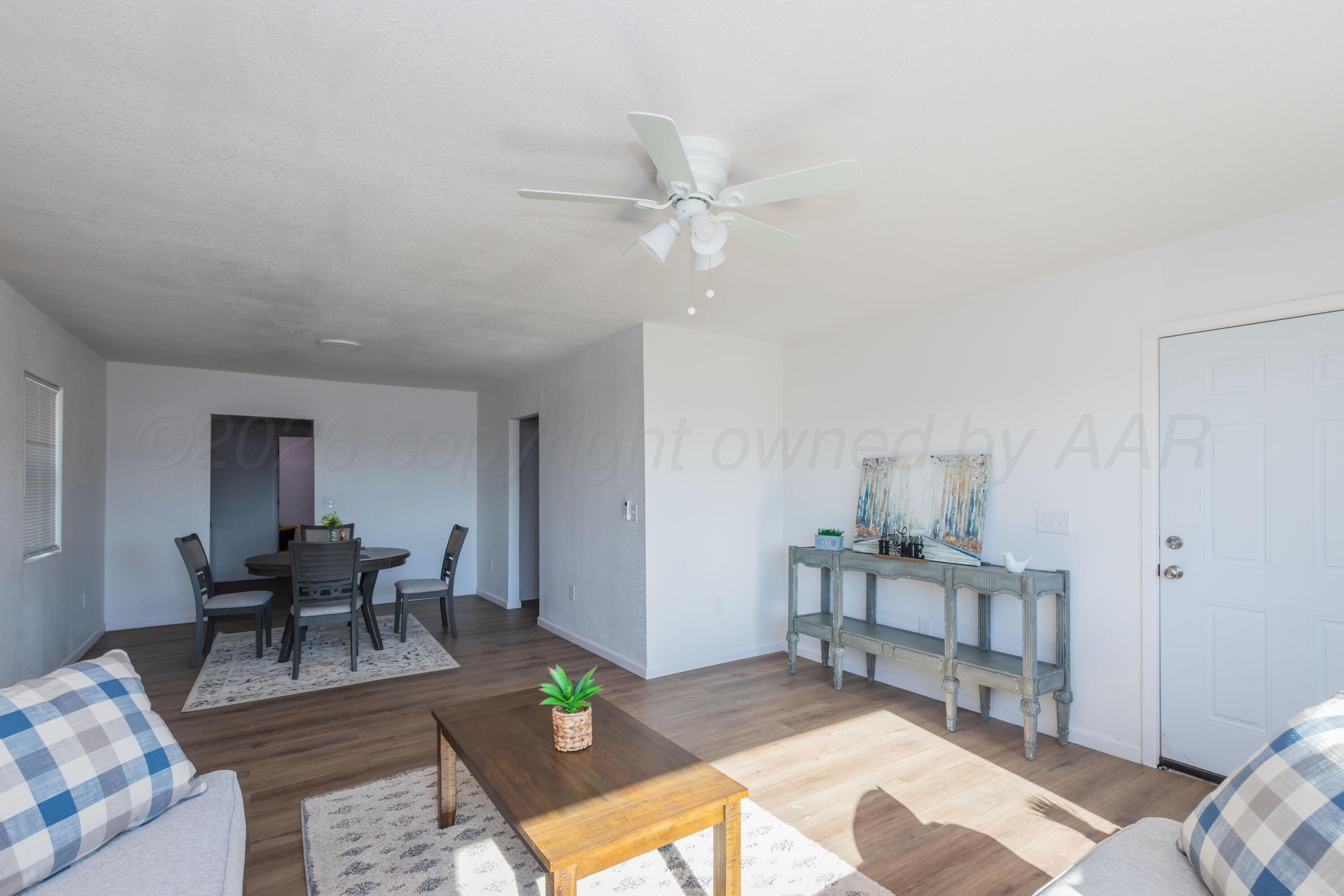 401 N Tennessee Street Property Photo 6