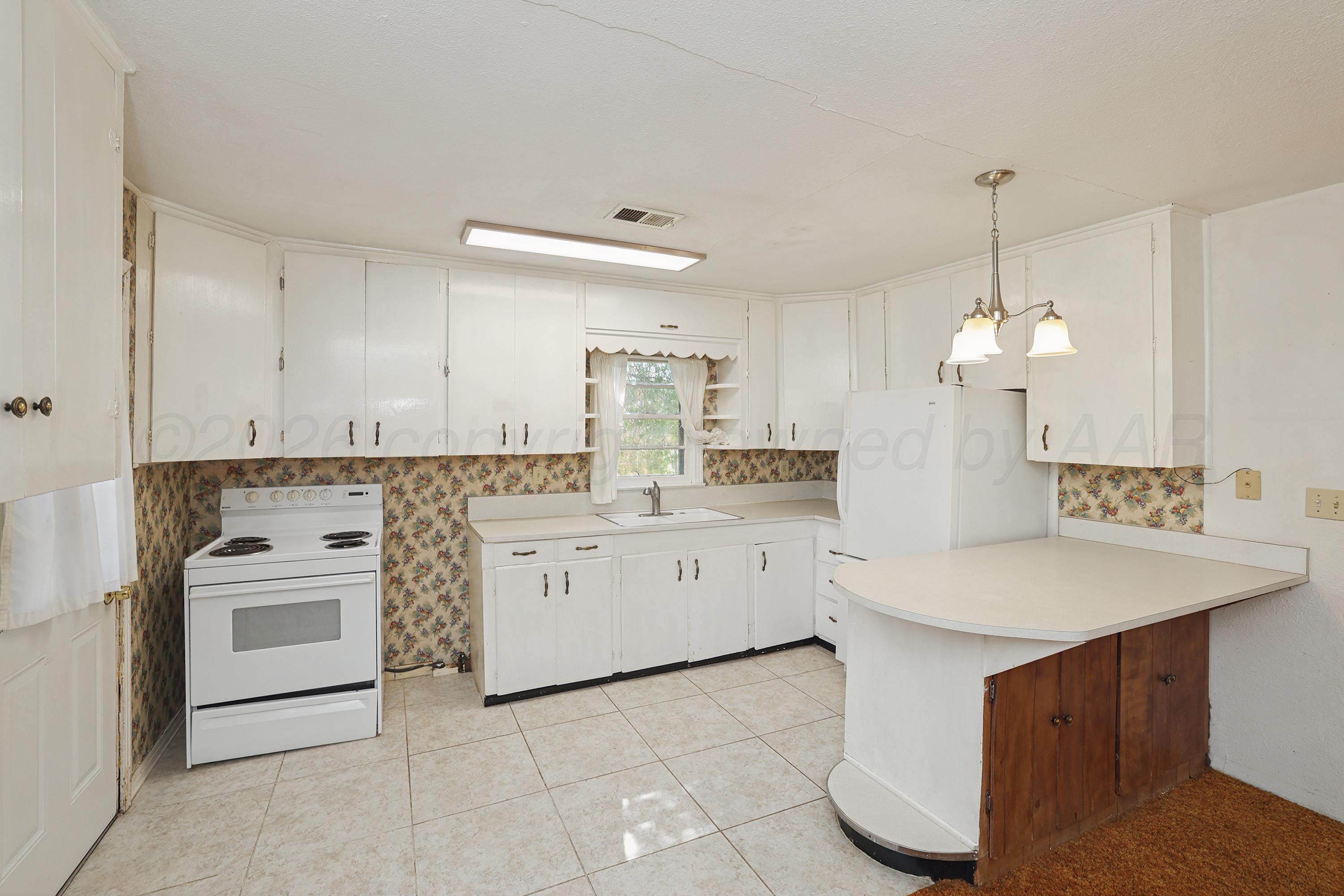 1413 2nd Avenue Property Photo 9