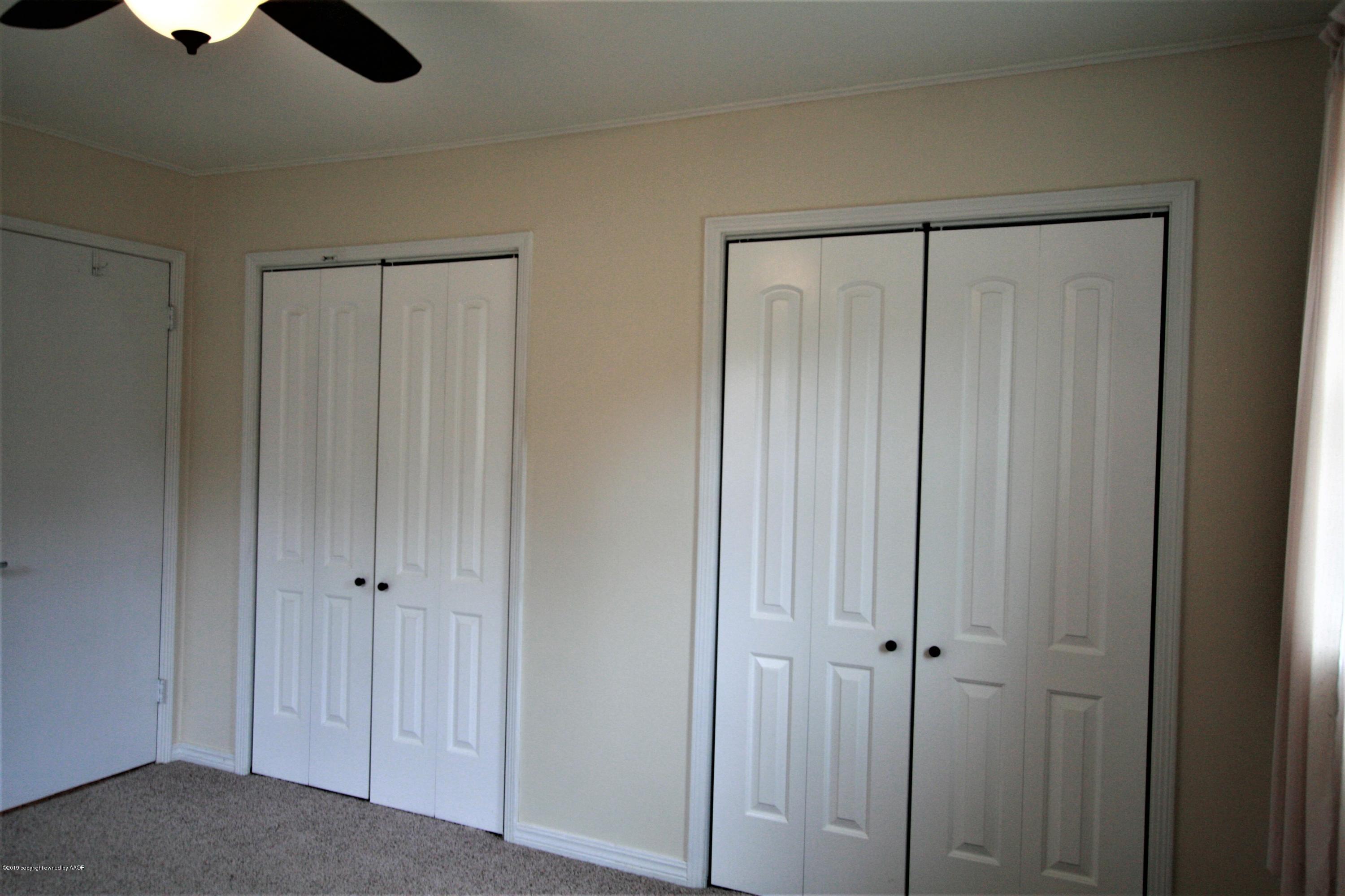 3715 Lenwood Drive Property Photo 13