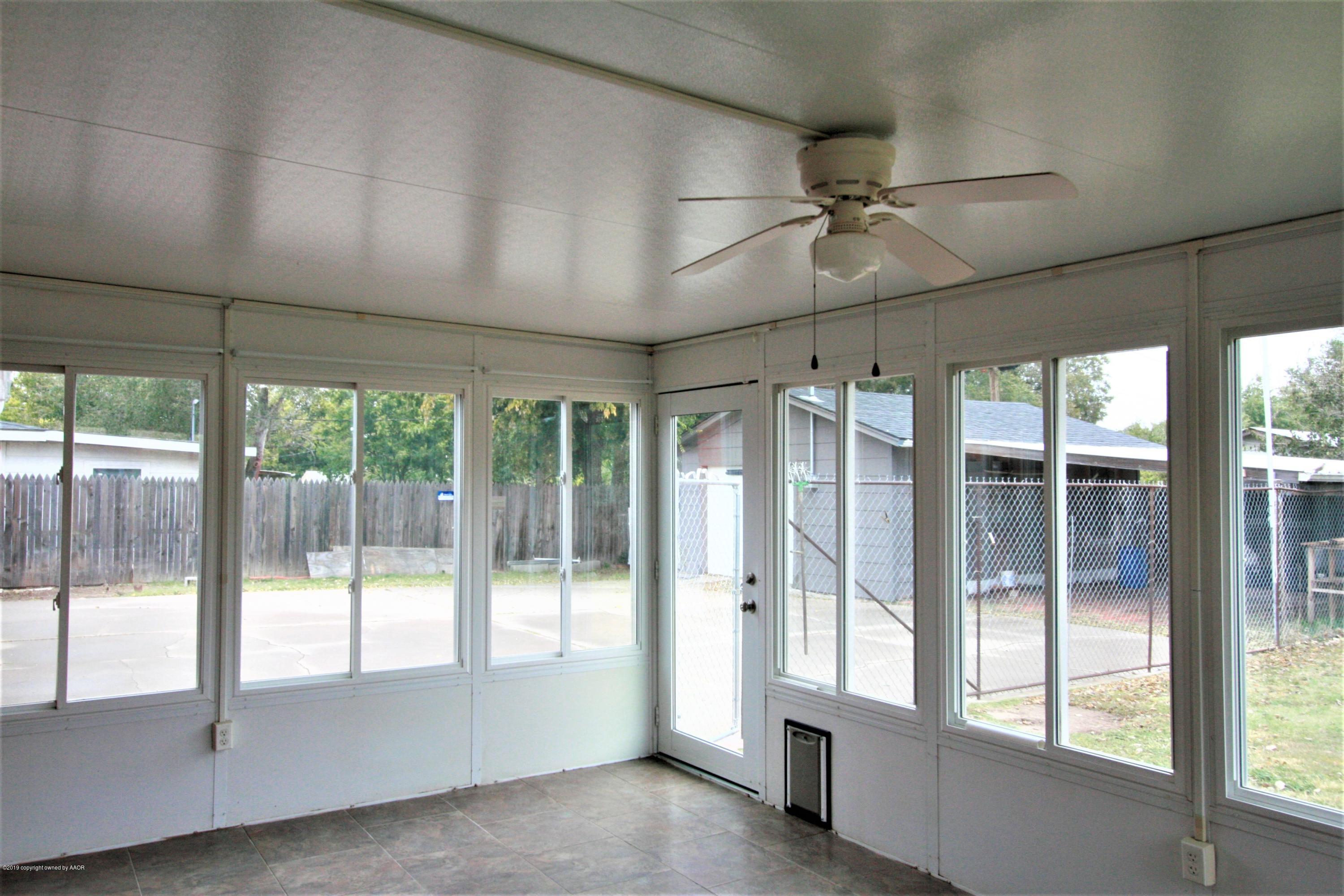 3715 Lenwood Drive Property Photo 14