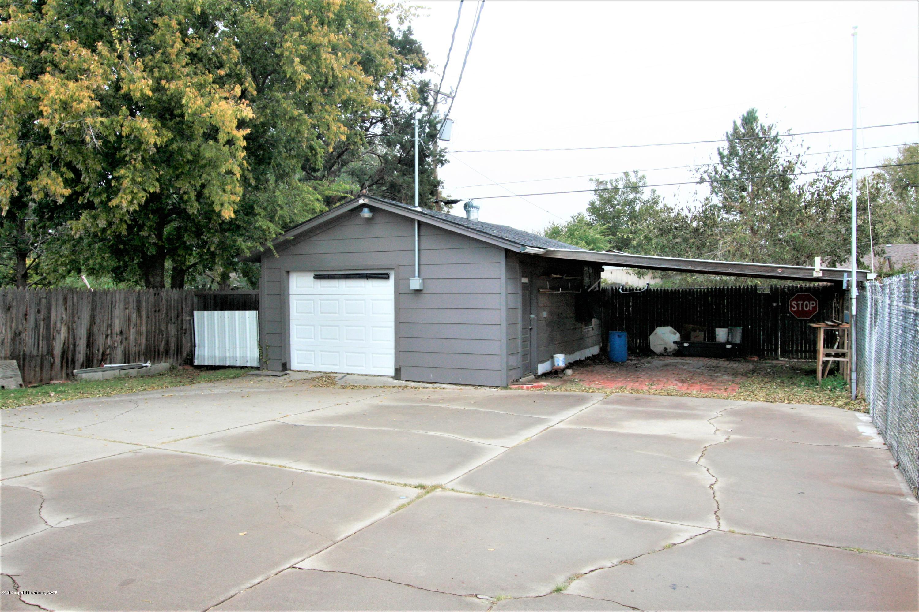 3715 Lenwood Drive Property Photo 16