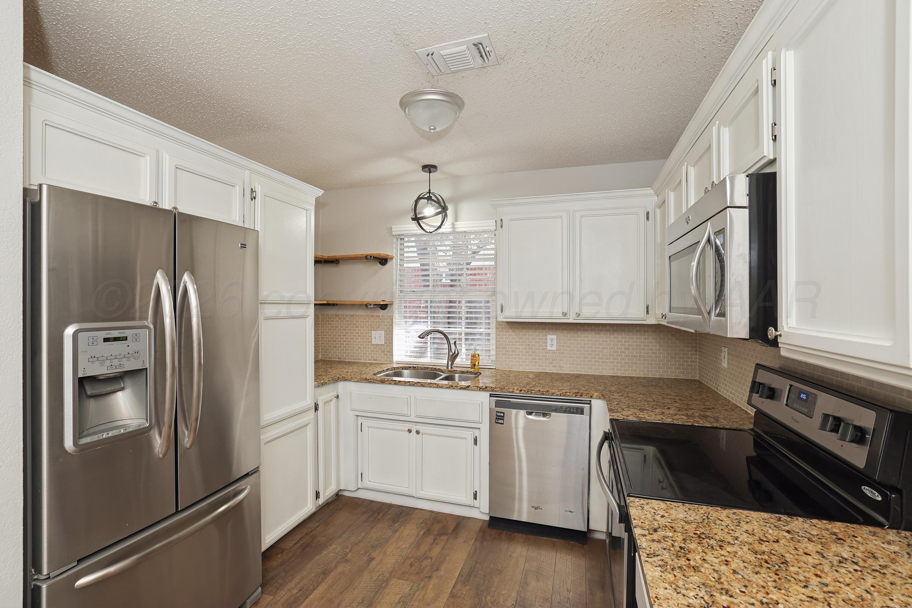 1005 Sterling Drive Property Photo 7